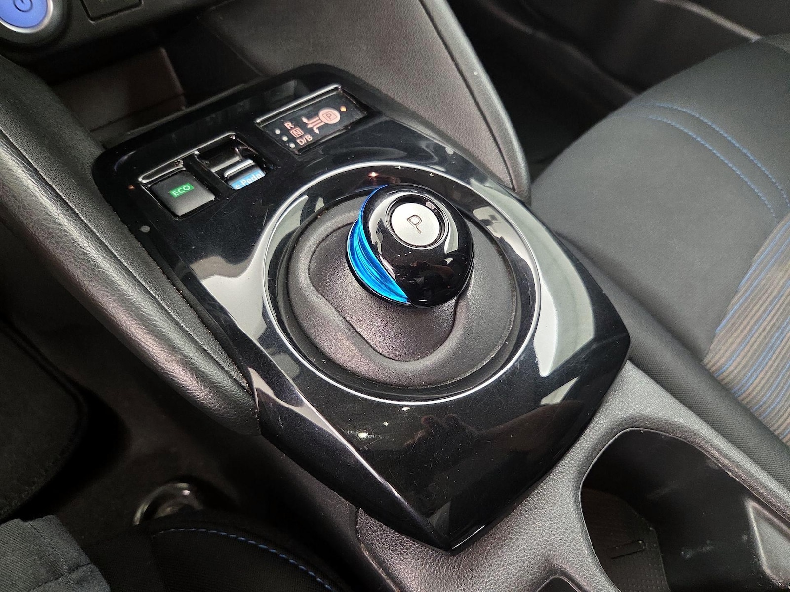 2022 Nissan LEAF SV - Photo 19