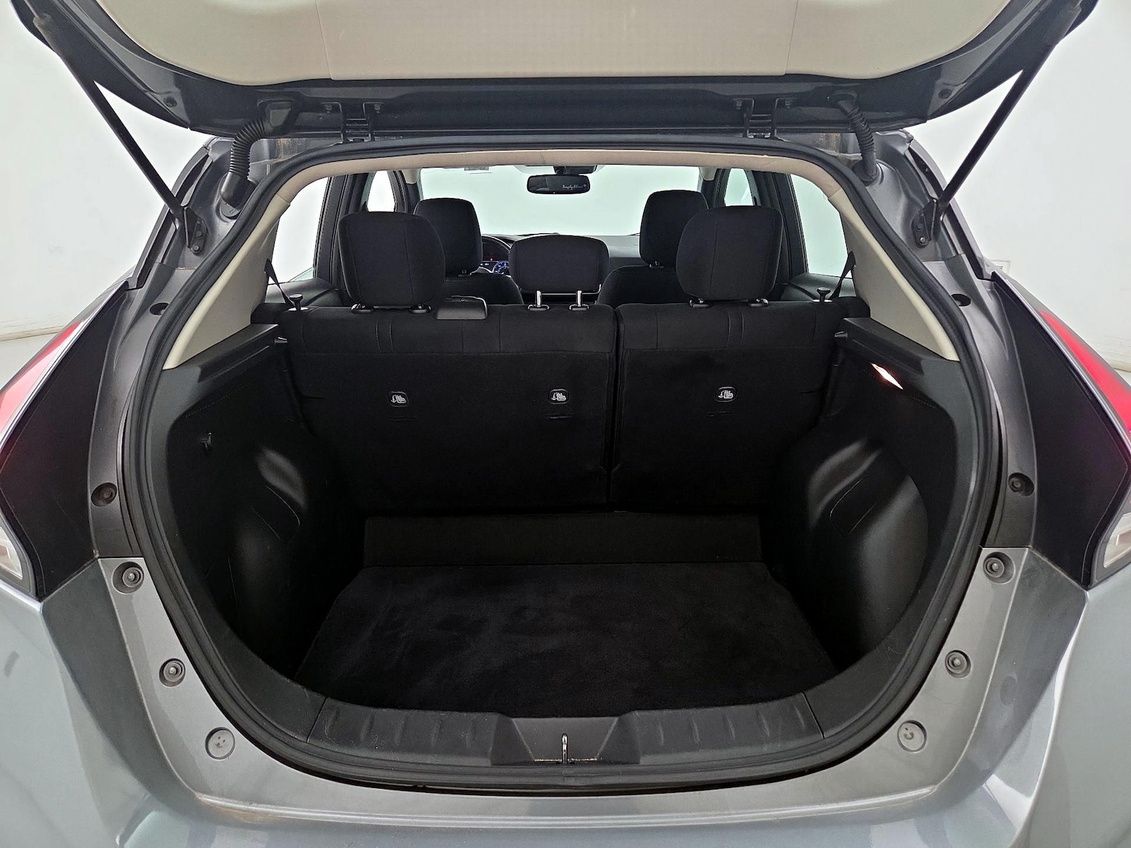 2022 Nissan LEAF SV - Photo 22