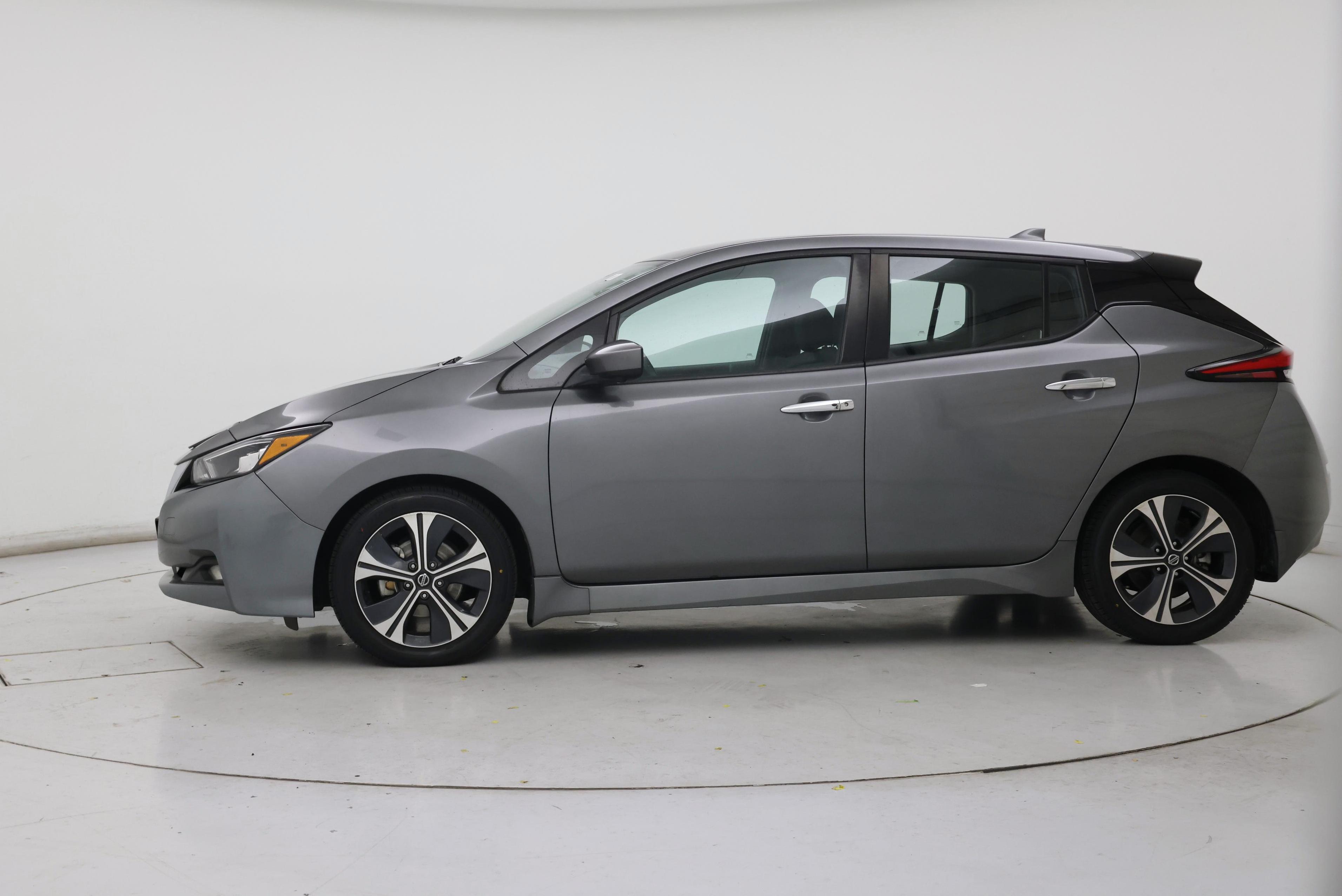 Thumbnail: 2022 Nissan Leaf - 3