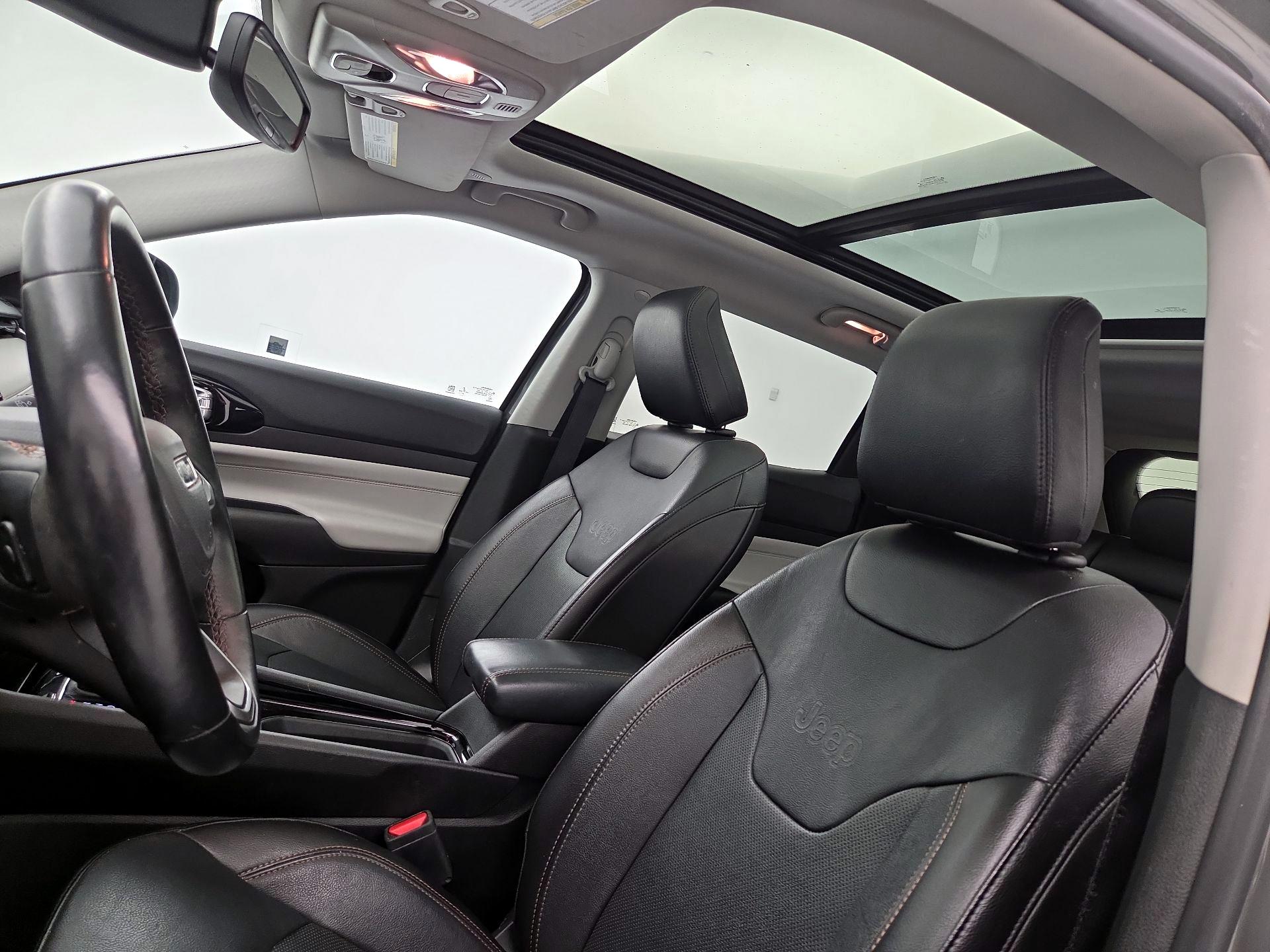 Thumbnail: 2022 Jeep Compass - 19