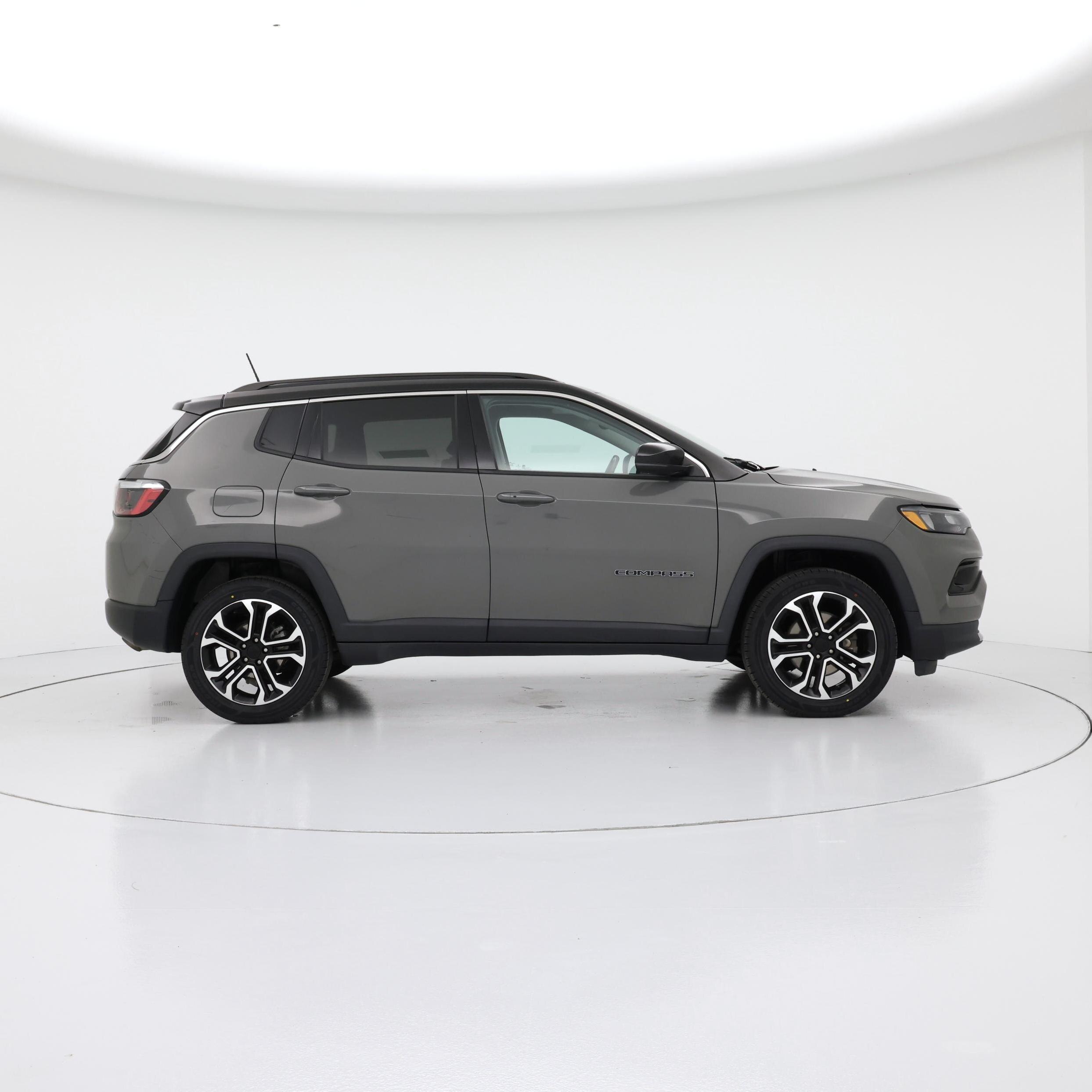 Thumbnail: 2022 Jeep Compass - 7