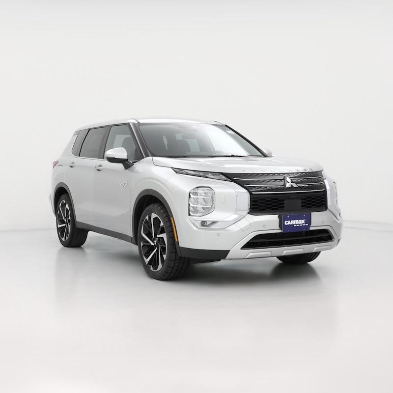2023 Mitsubishi Outlander Plug in Hybrid SE
