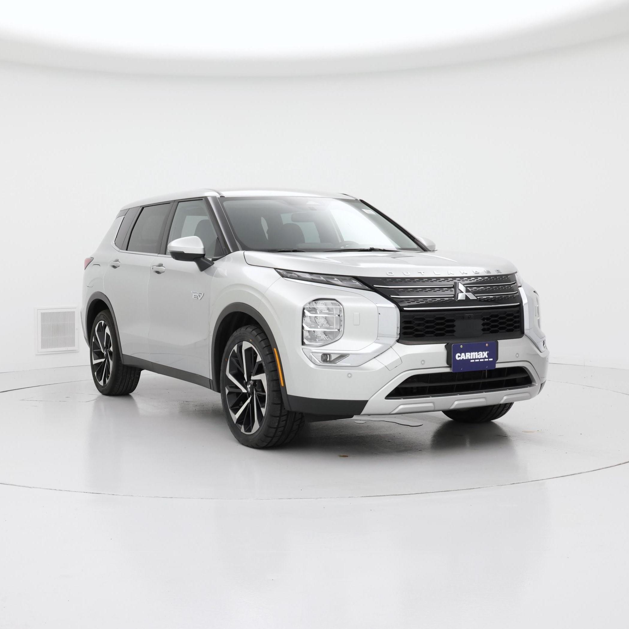 Silver 2023 Mitsubishi Outlander Hybrid Plug-in SE S-AWC SUV / Crossover All-Wheel Drive Automatic