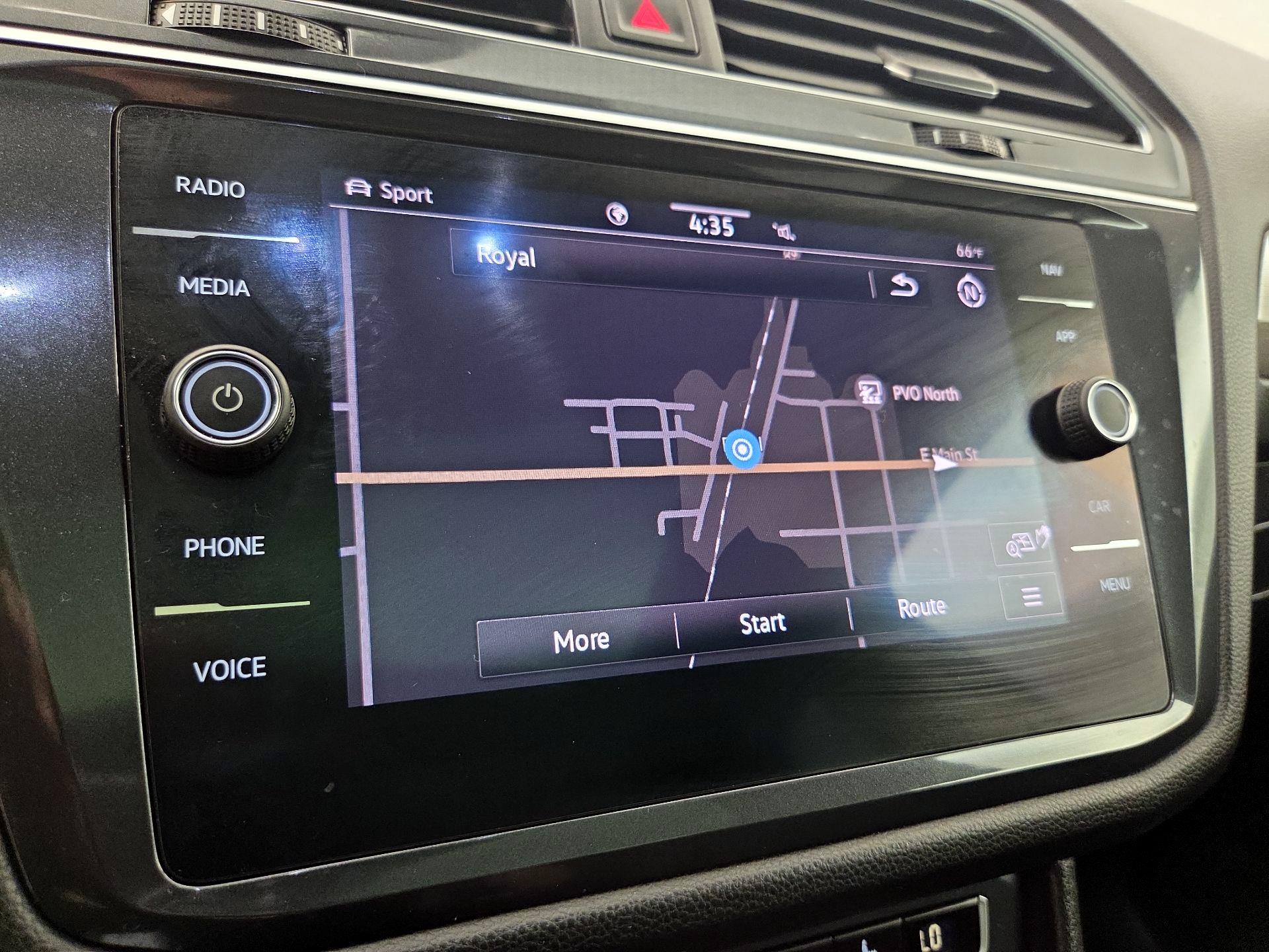 Thumbnail: 2021 Volkswagen Tiguan - 14