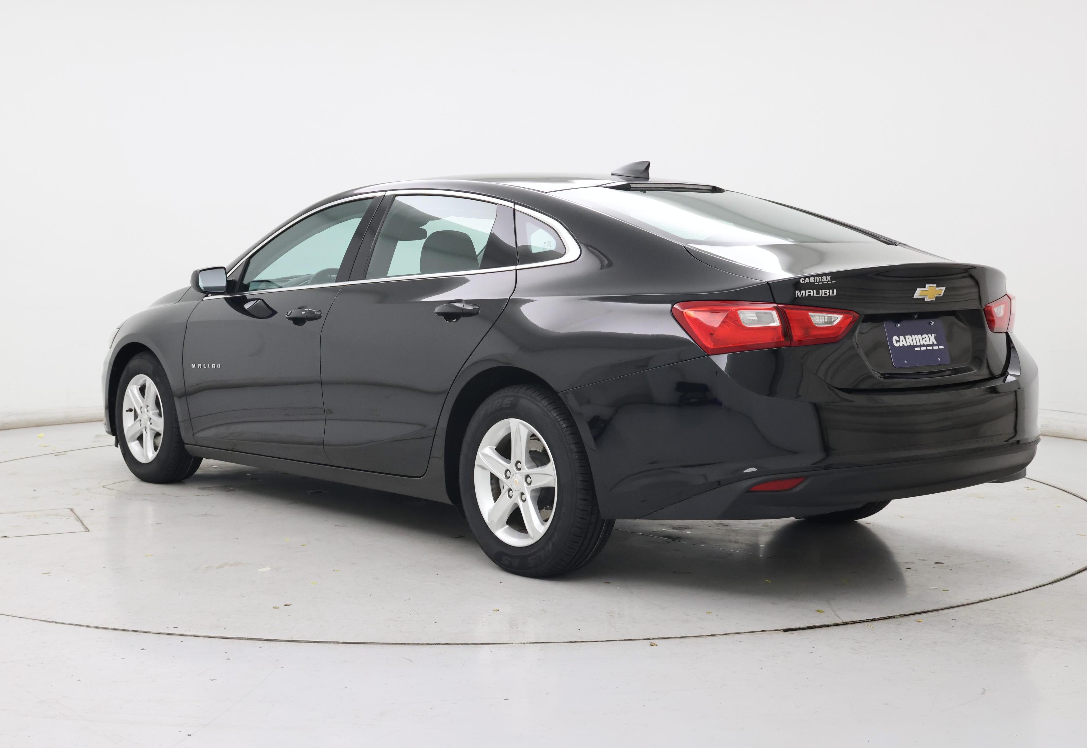 Thumbnail: 2023 Chevrolet Malibu - 2