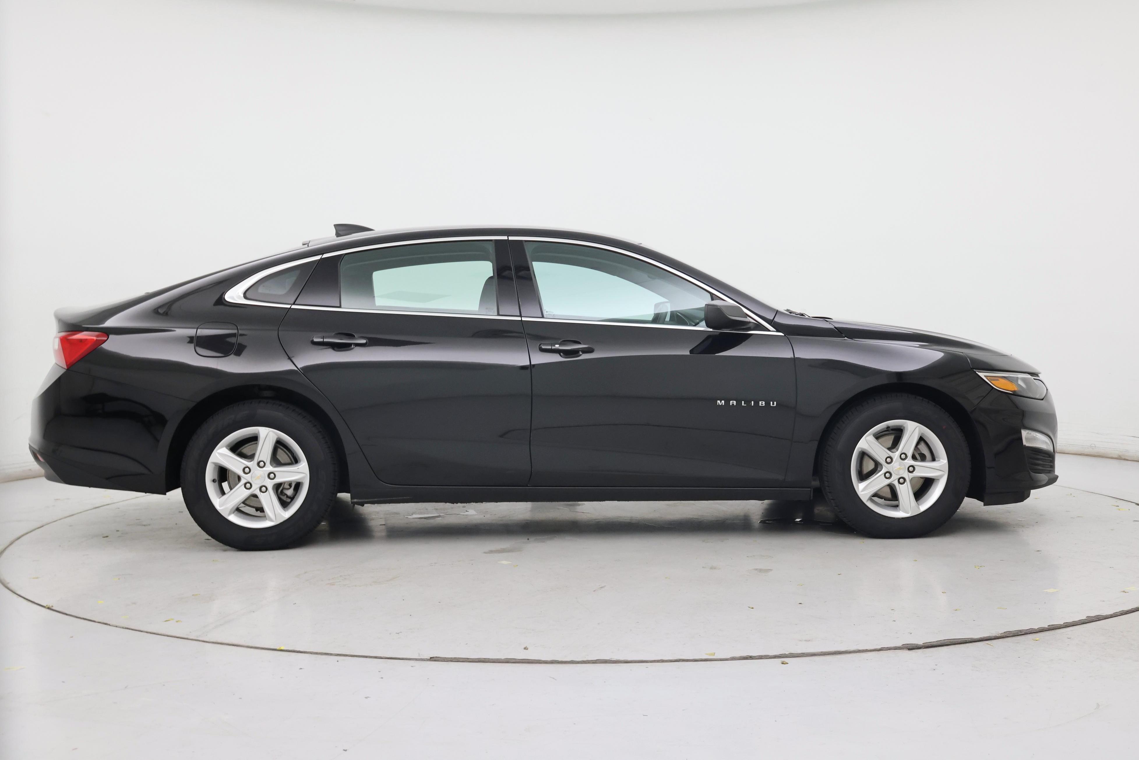 Thumbnail: 2023 Chevrolet Malibu - 7