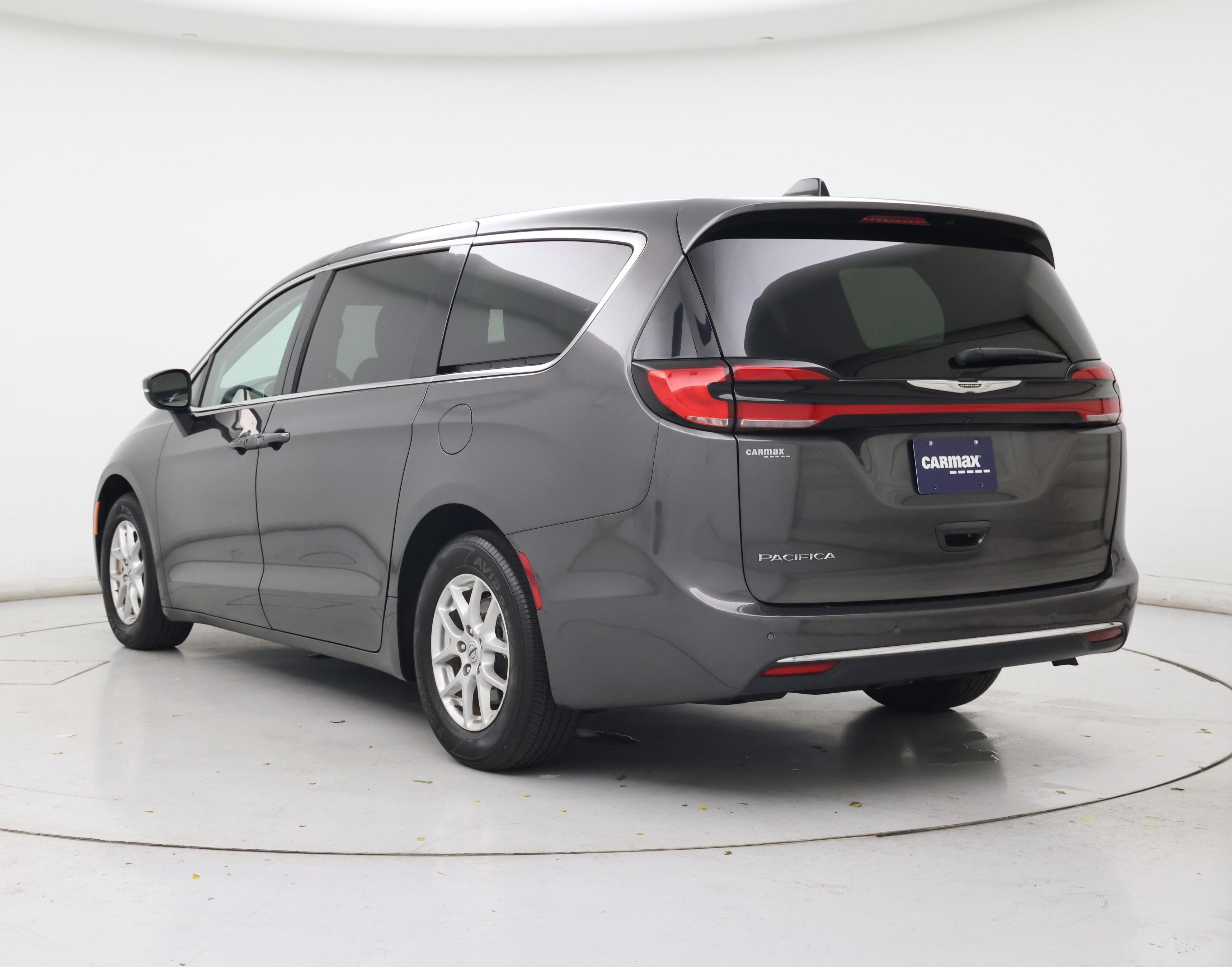 Thumbnail: 2023 Chrysler Pacifica - 2