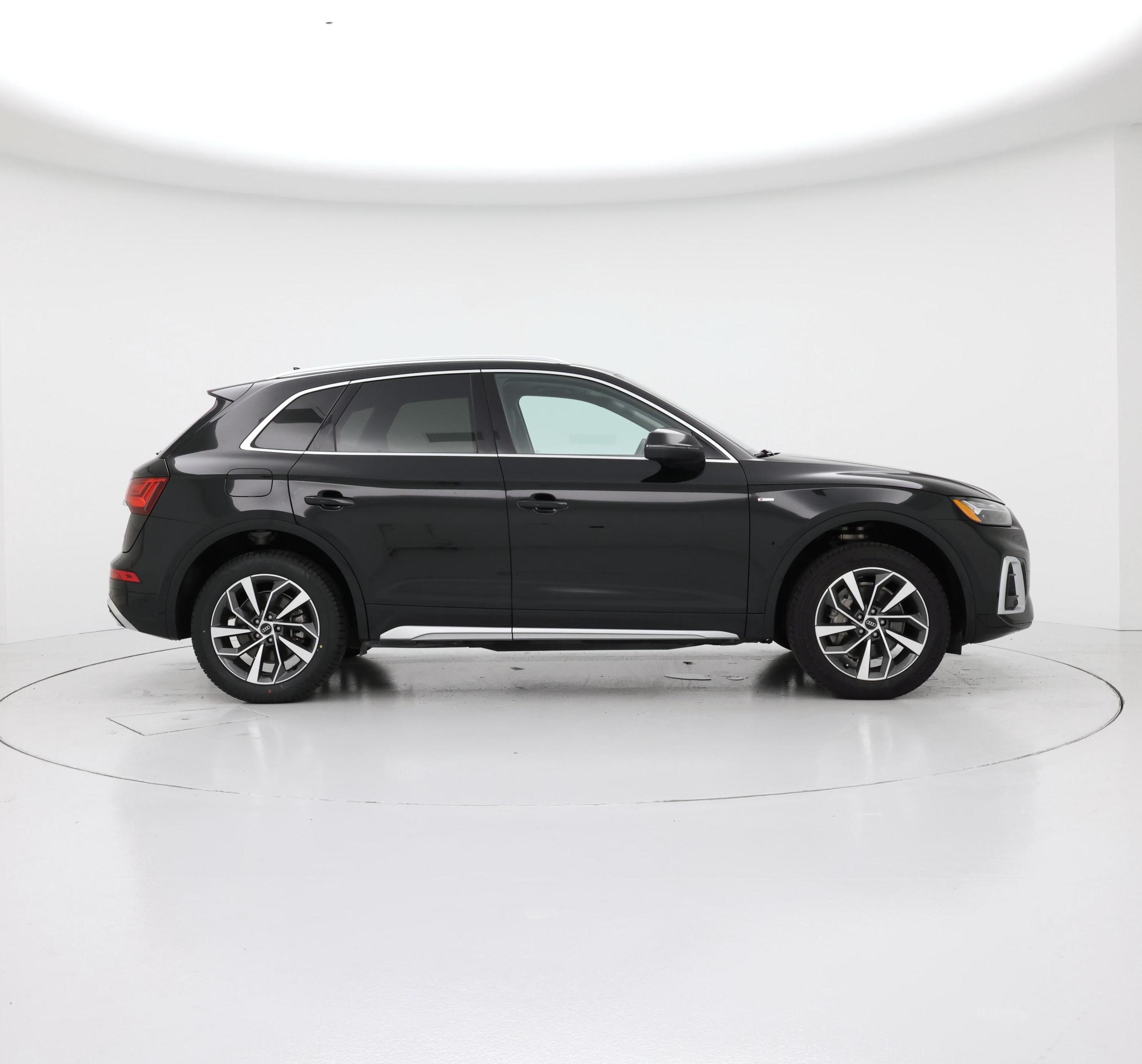 Thumbnail: 2024 Audi Q5 - 7