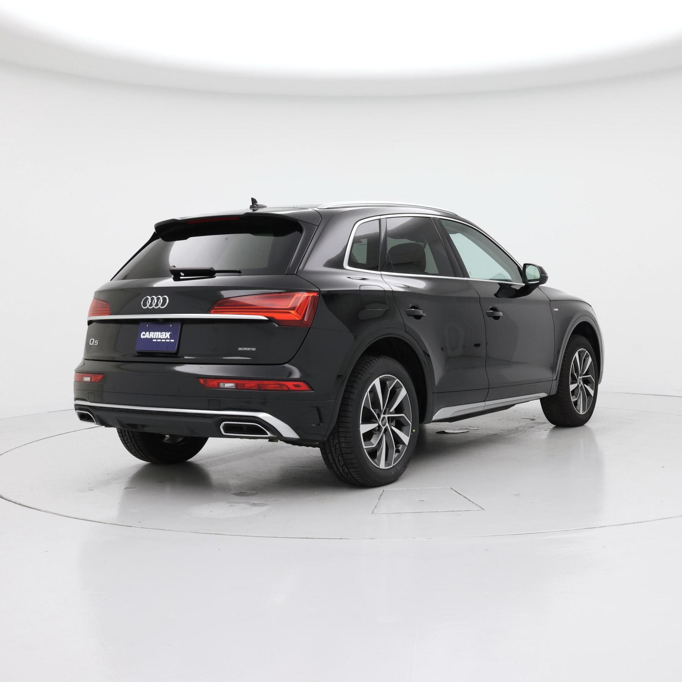 Thumbnail: 2024 Audi Q5 - 8