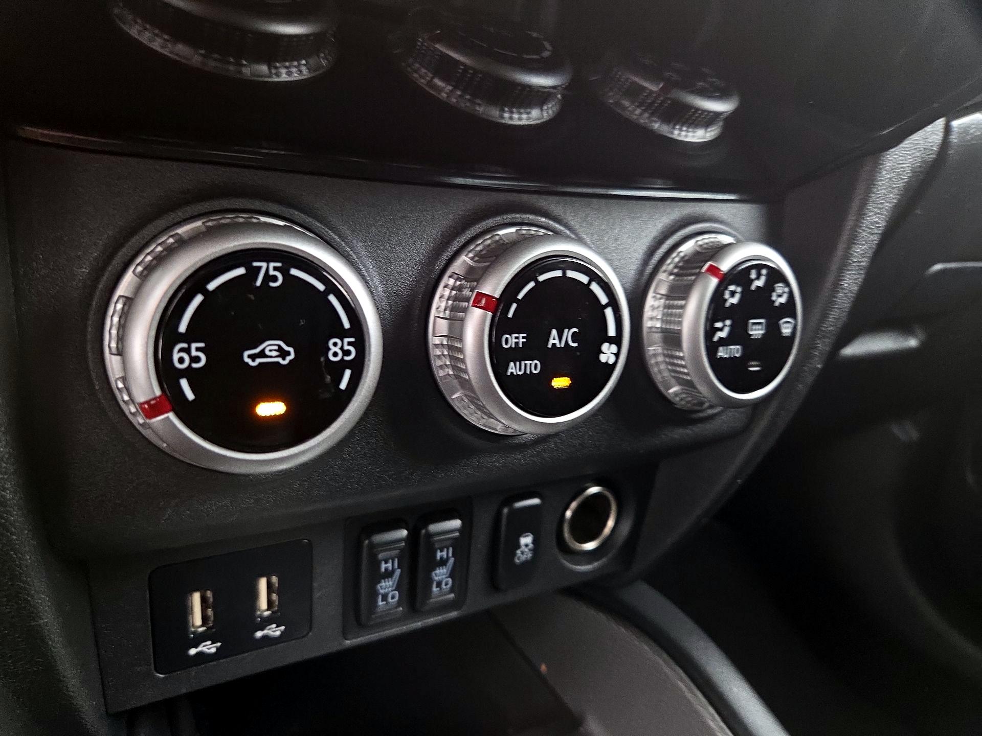 Thumbnail: 2024 Mitsubishi Outlander Sport - 16