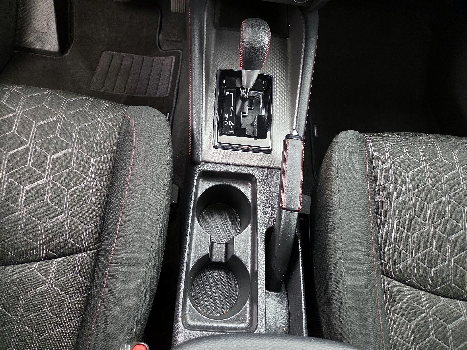 Thumbnail: 2024 Mitsubishi Outlander Sport - 17