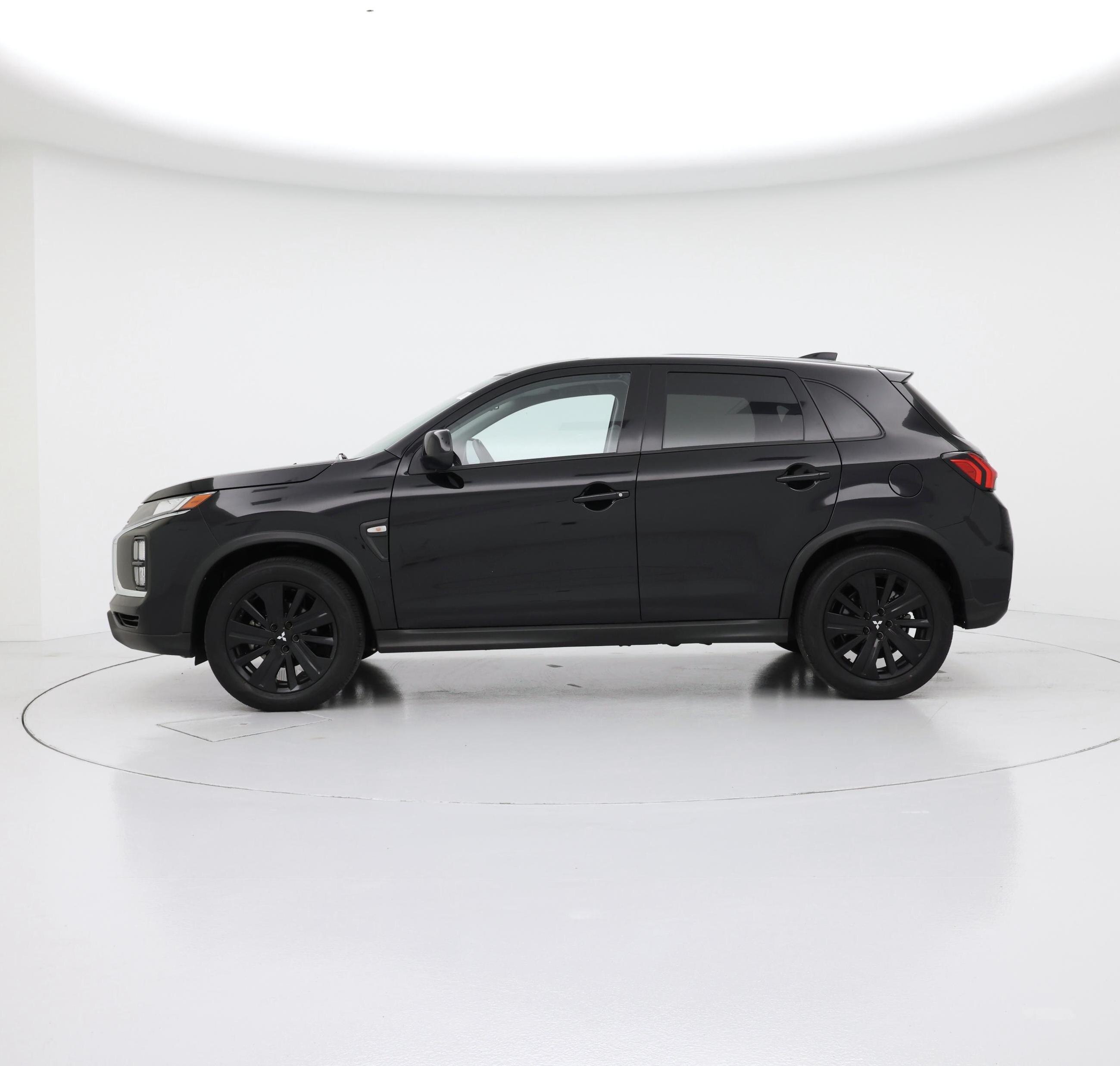 Thumbnail: 2024 Mitsubishi Outlander Sport - 3