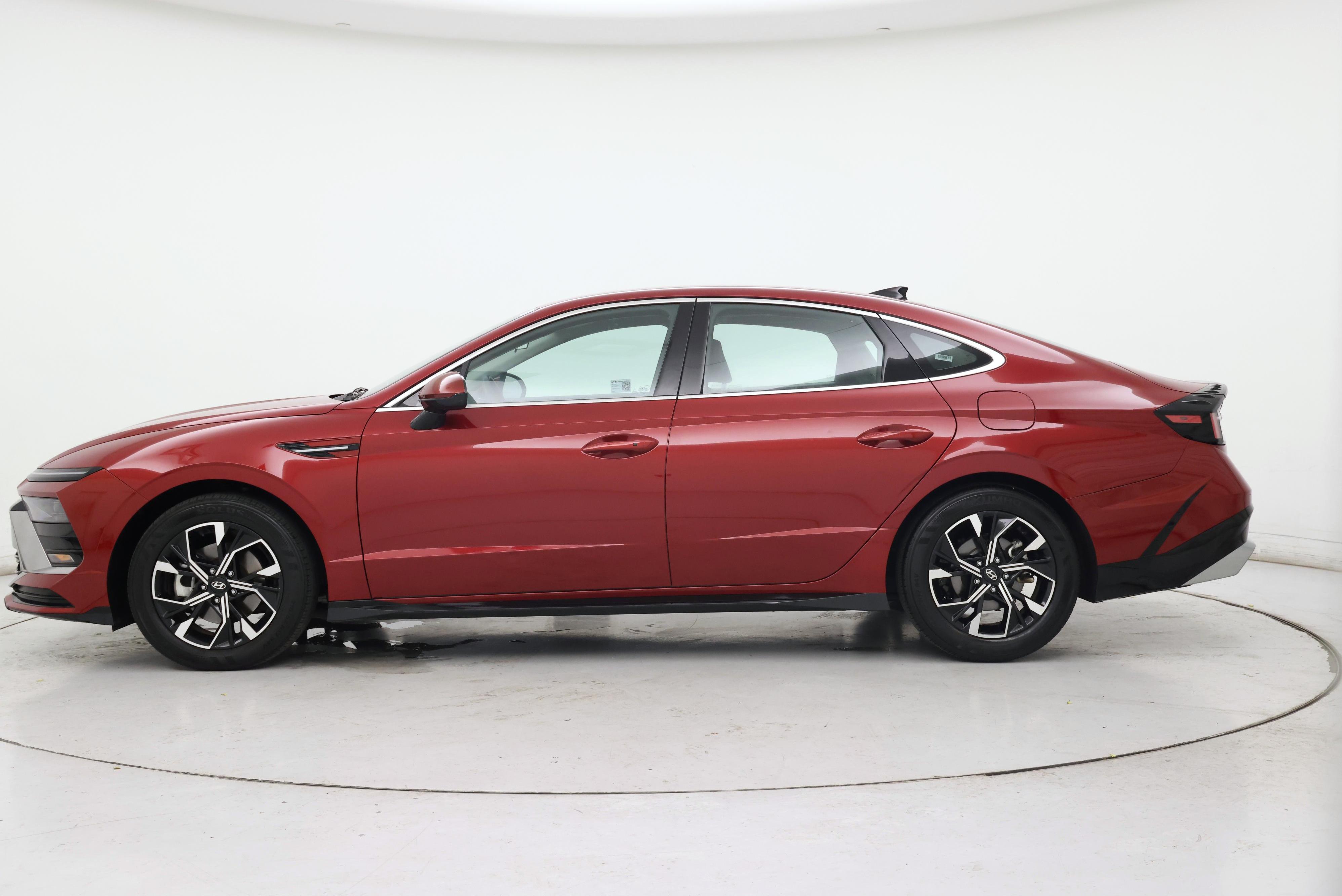 Thumbnail: 2025 Hyundai Sonata - 3
