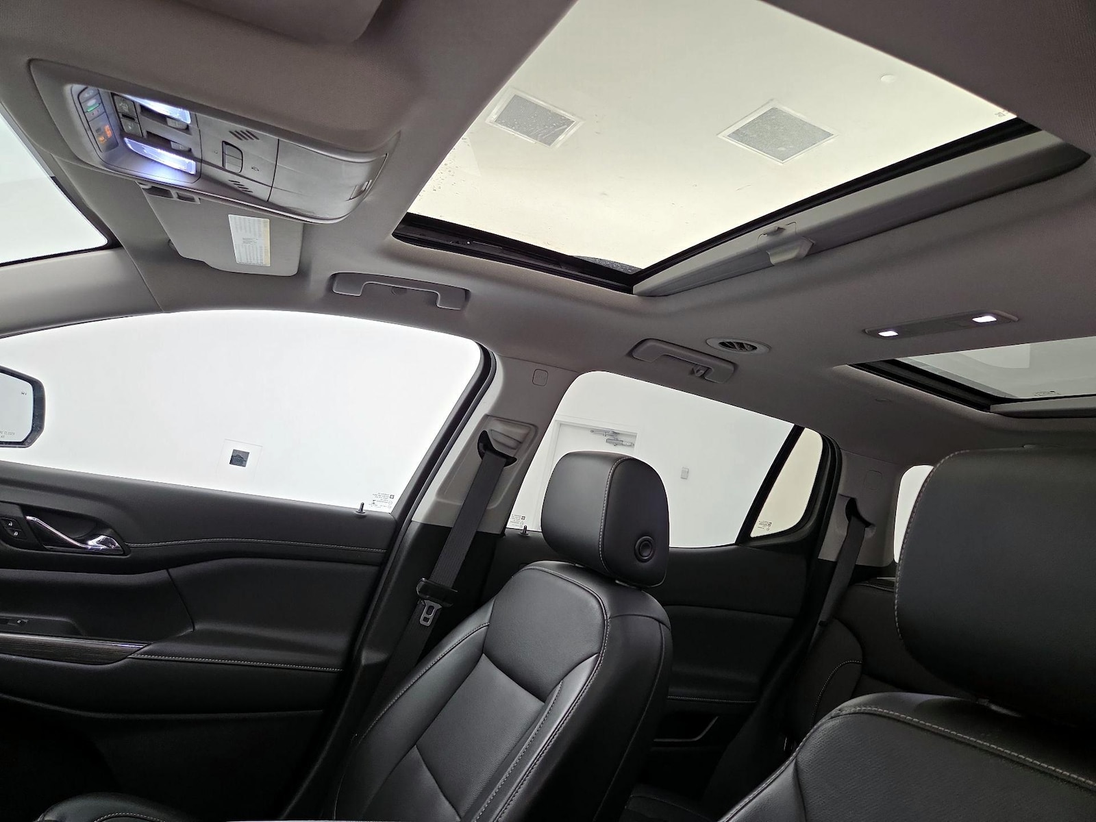 Sunroof(s) & Skylight(s)