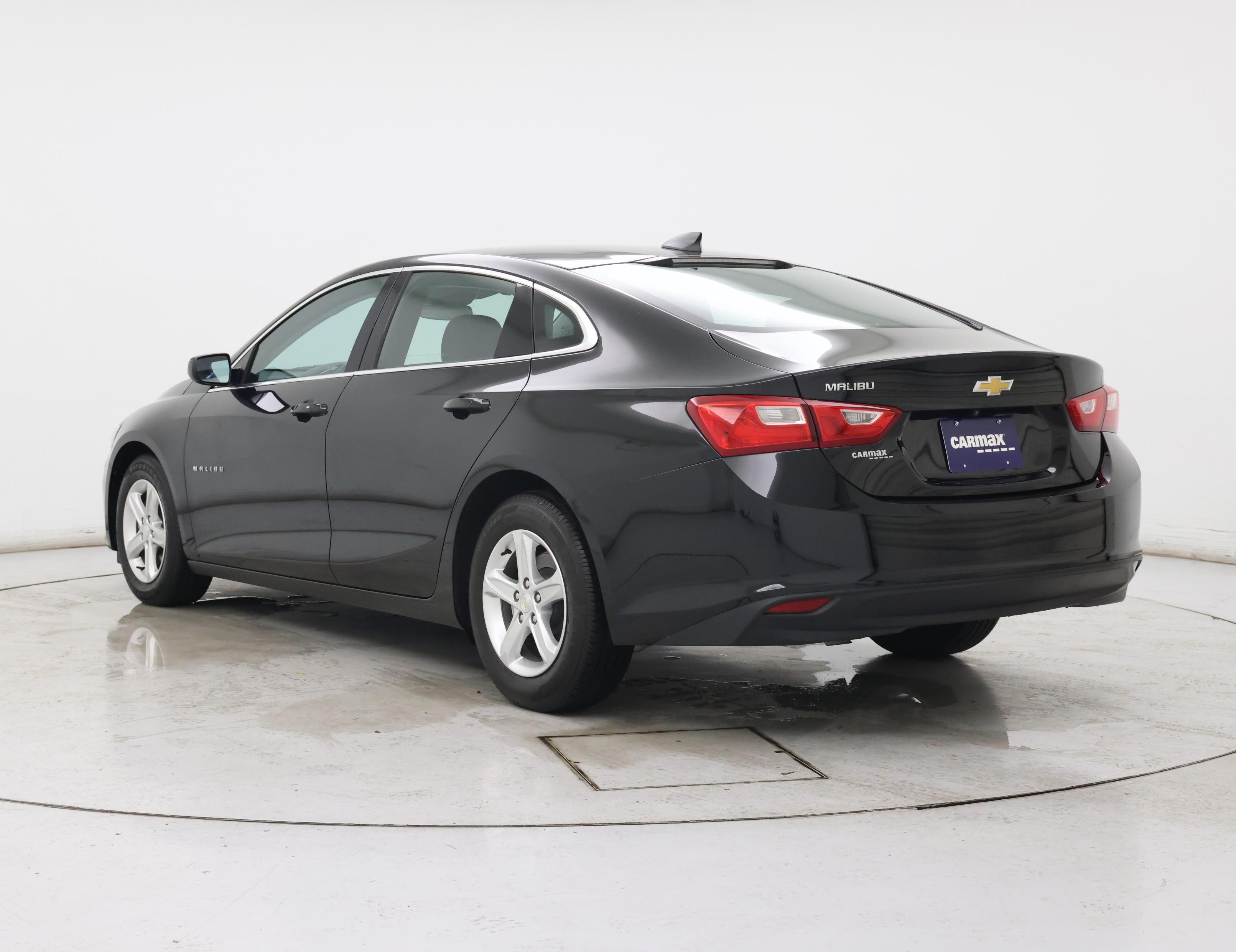 Thumbnail: 2023 Chevrolet Malibu - 2