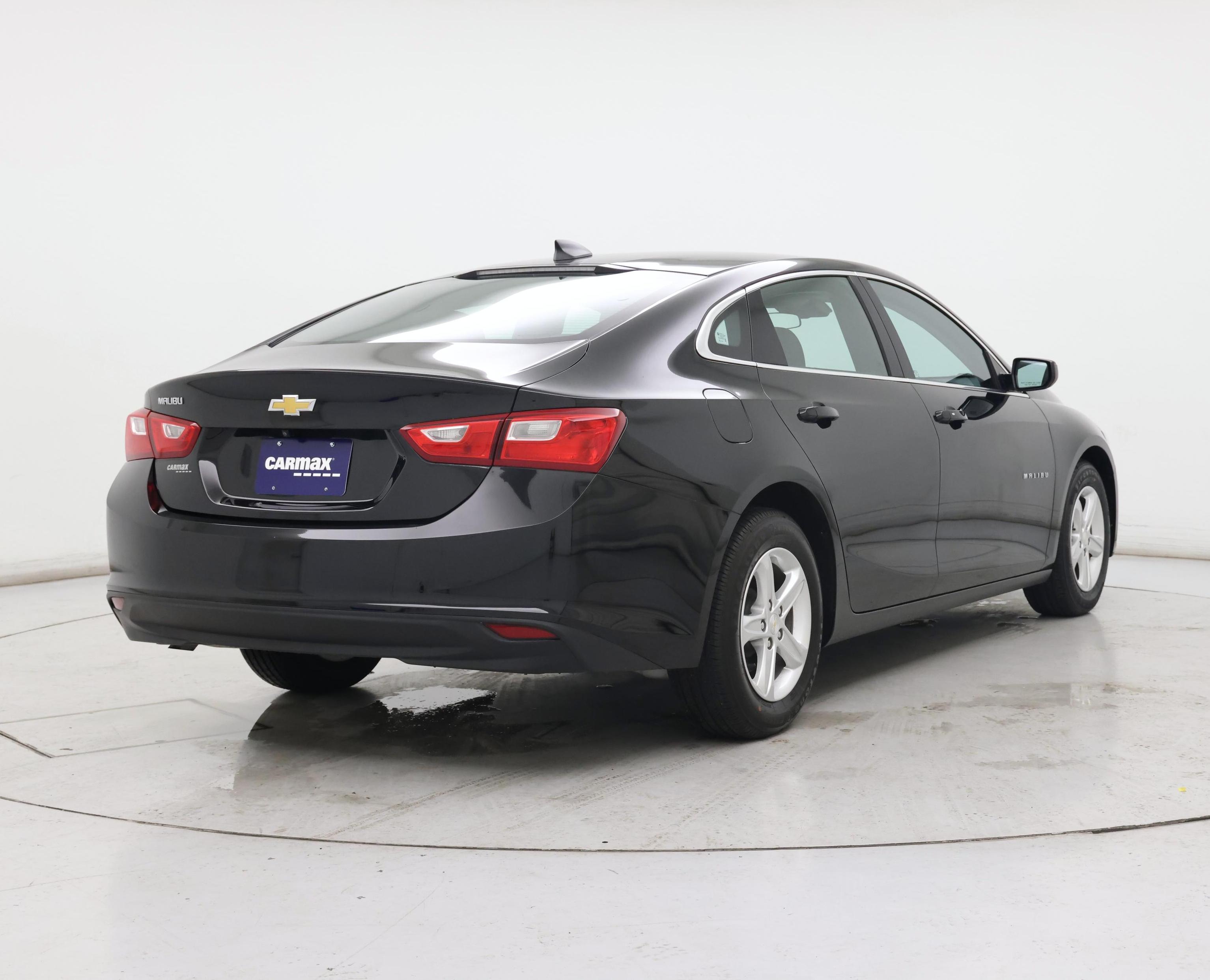Thumbnail: 2023 Chevrolet Malibu - 8
