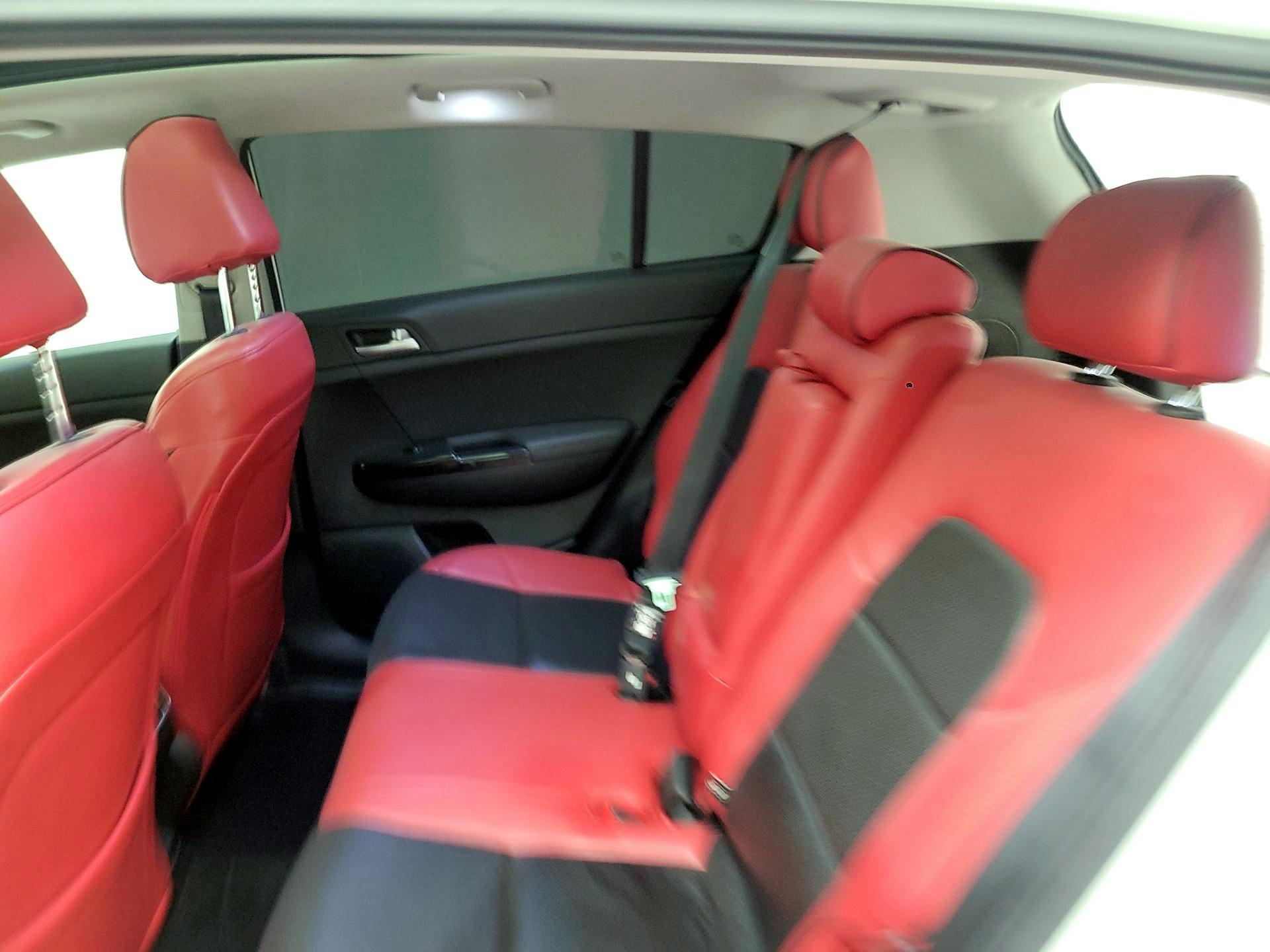 Thumbnail: 2022 Kia Sportage - 19
