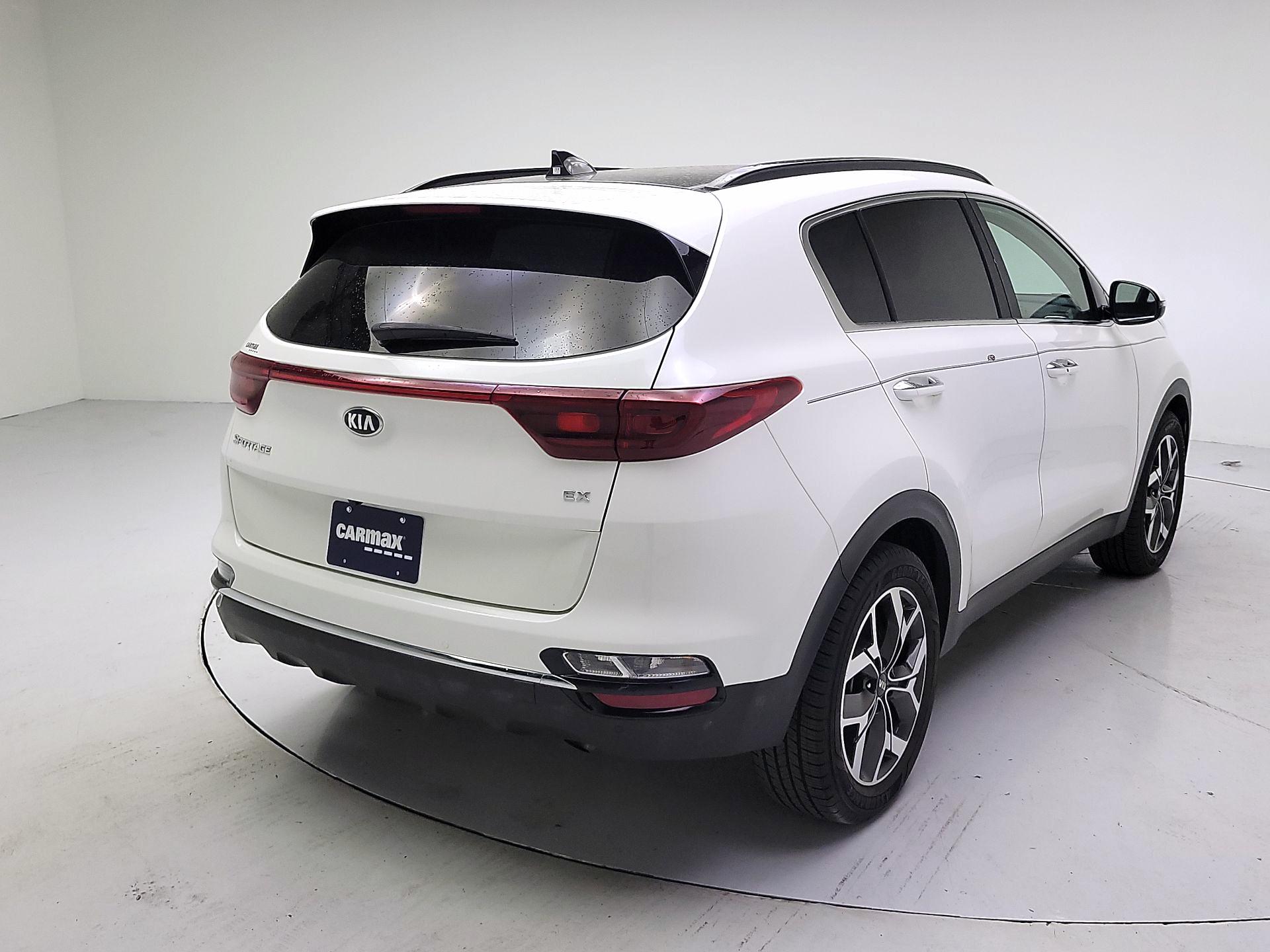 Thumbnail: 2022 Kia Sportage - 5