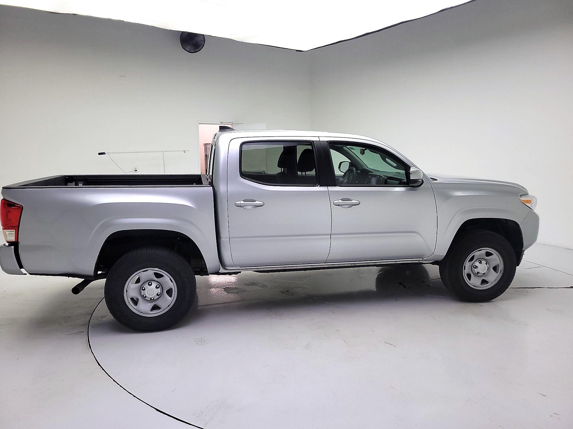 Thumbnail: 2023 Toyota Tacoma - 4