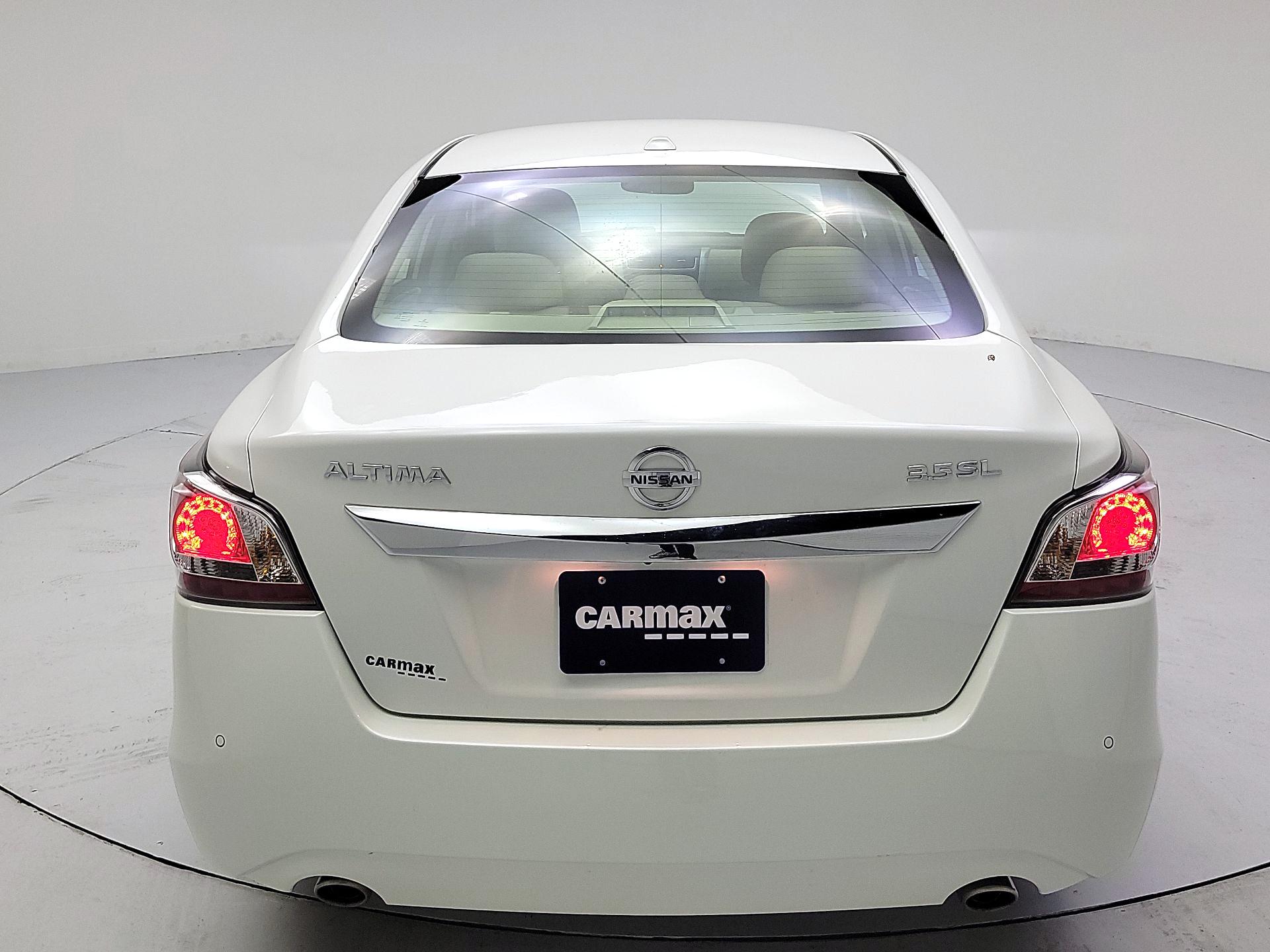 Thumbnail: 2015 Nissan Altima - 6