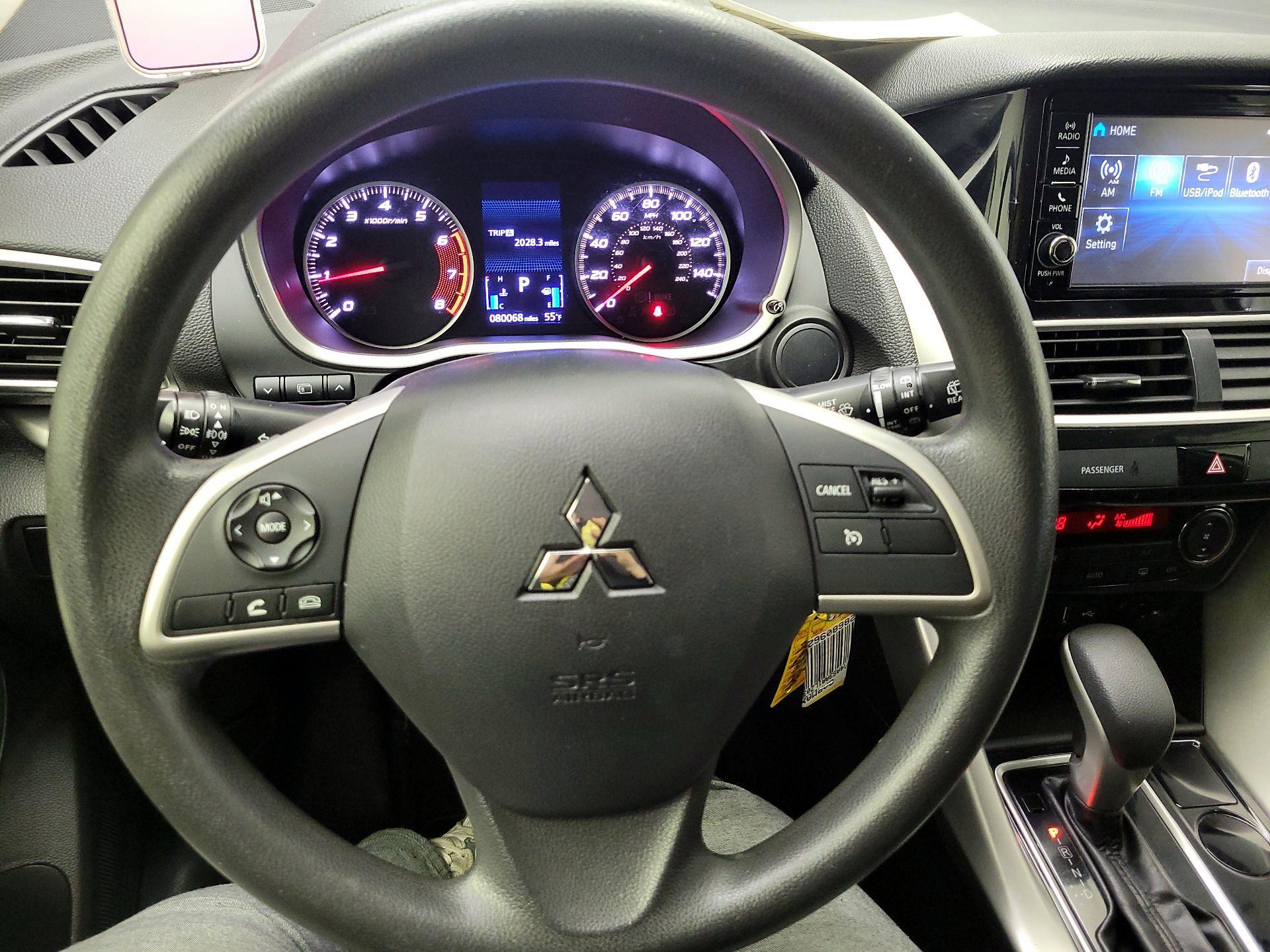 Thumbnail: 2020 Mitsubishi Eclipse Cross - 10