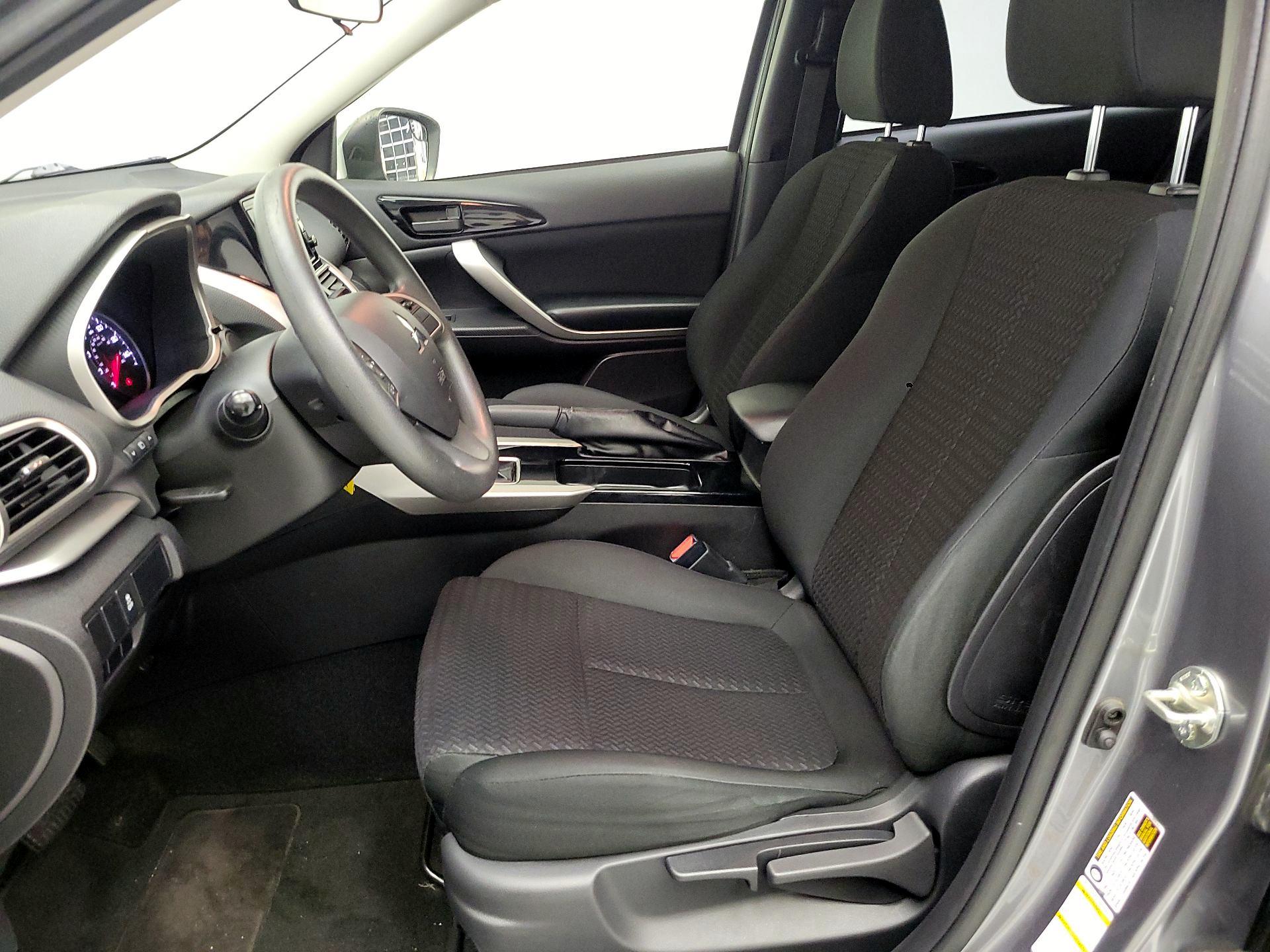 Thumbnail: 2020 Mitsubishi Eclipse Cross - 11