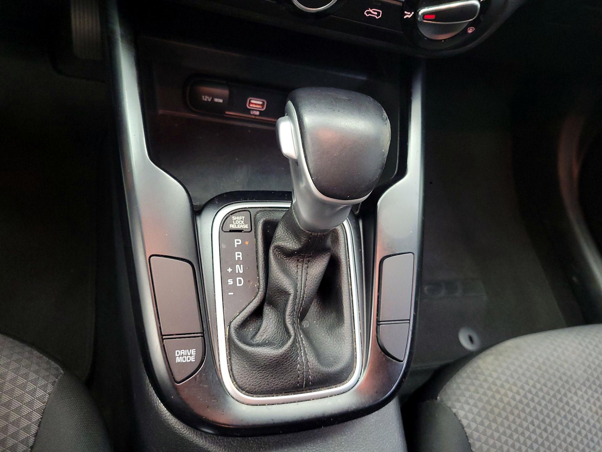 Thumbnail: 2020 Kia Soul - 15