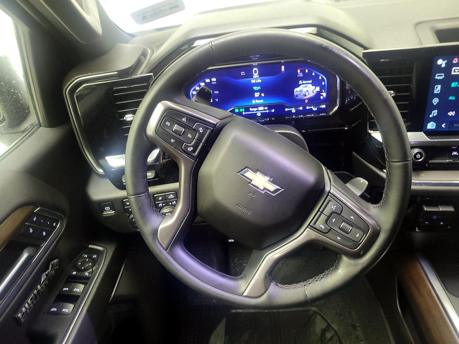 2024 Chevrolet Silverado 1500 High Country - Photo 11