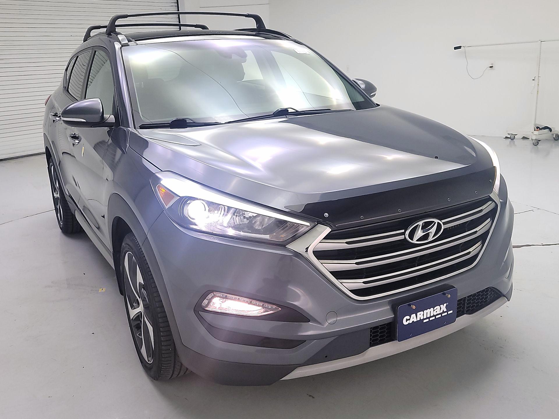 Thumbnail: 2017 Hyundai Tucson - 1