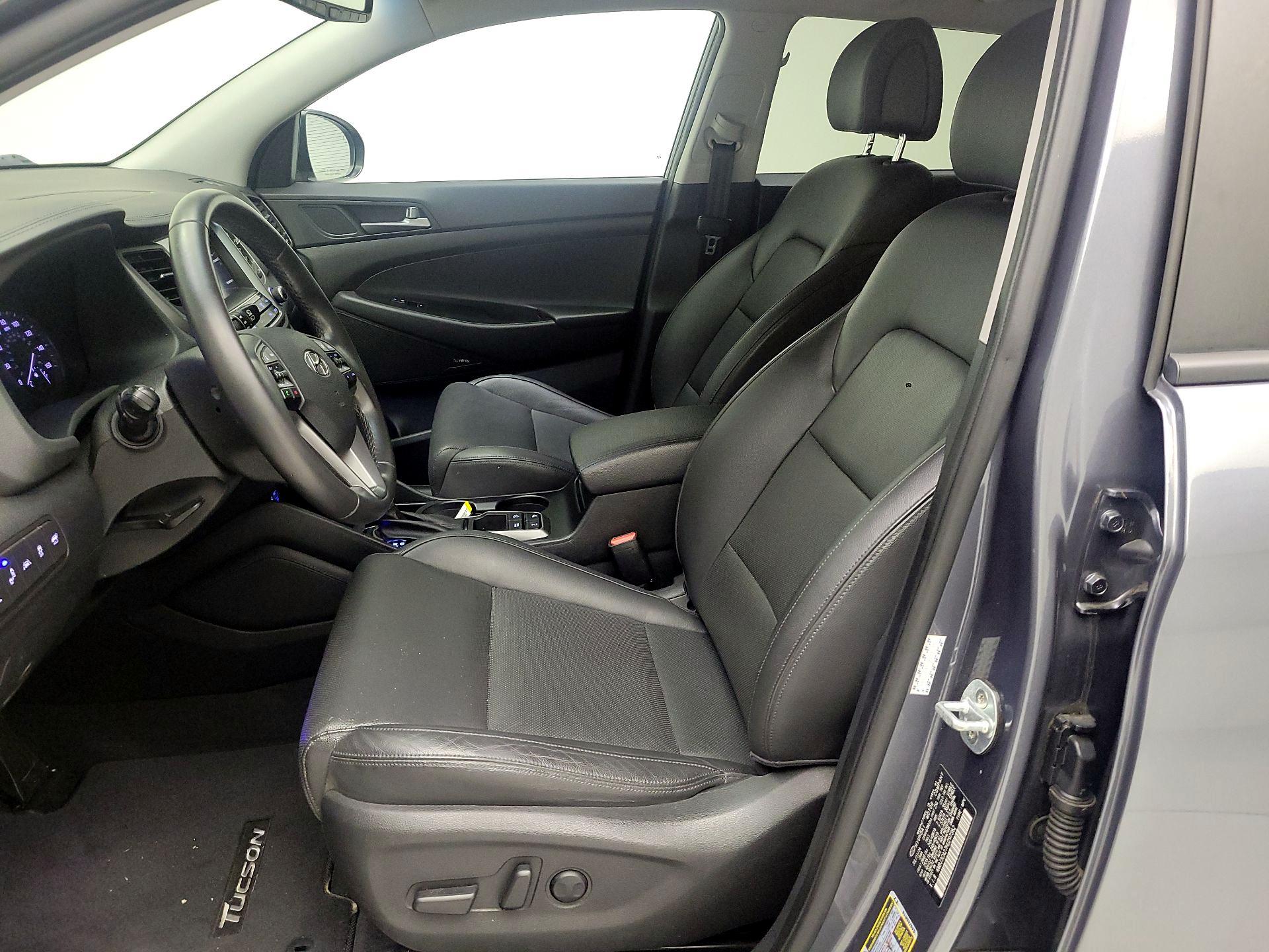 Thumbnail: 2017 Hyundai Tucson - 9