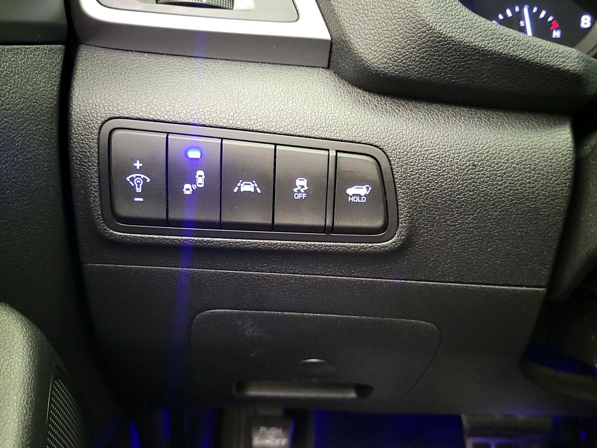 Thumbnail: 2017 Hyundai Tucson - 11