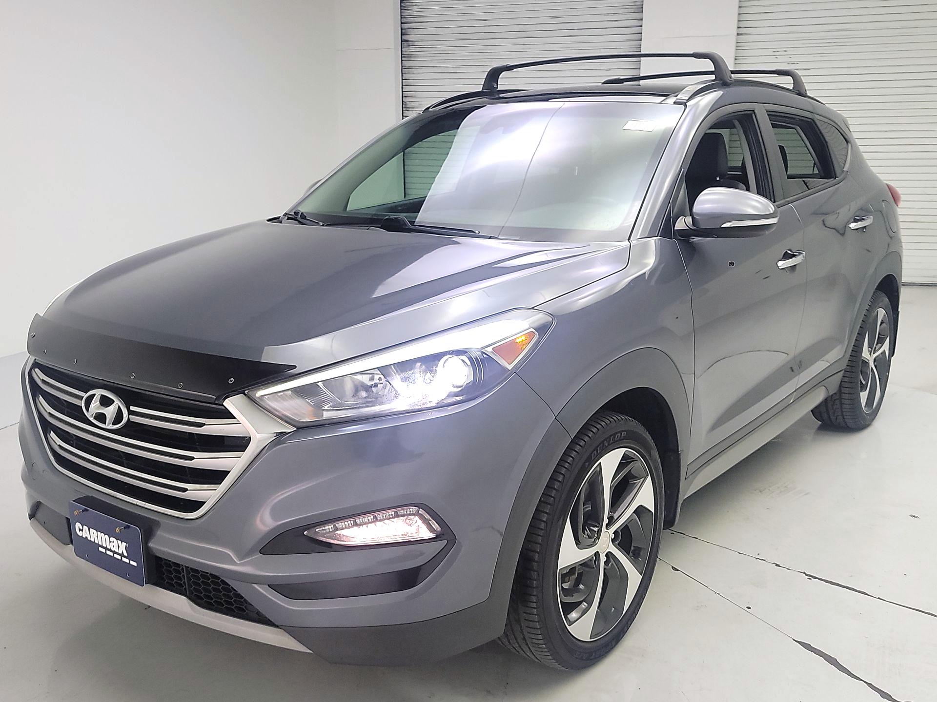 Thumbnail: 2017 Hyundai Tucson - 3