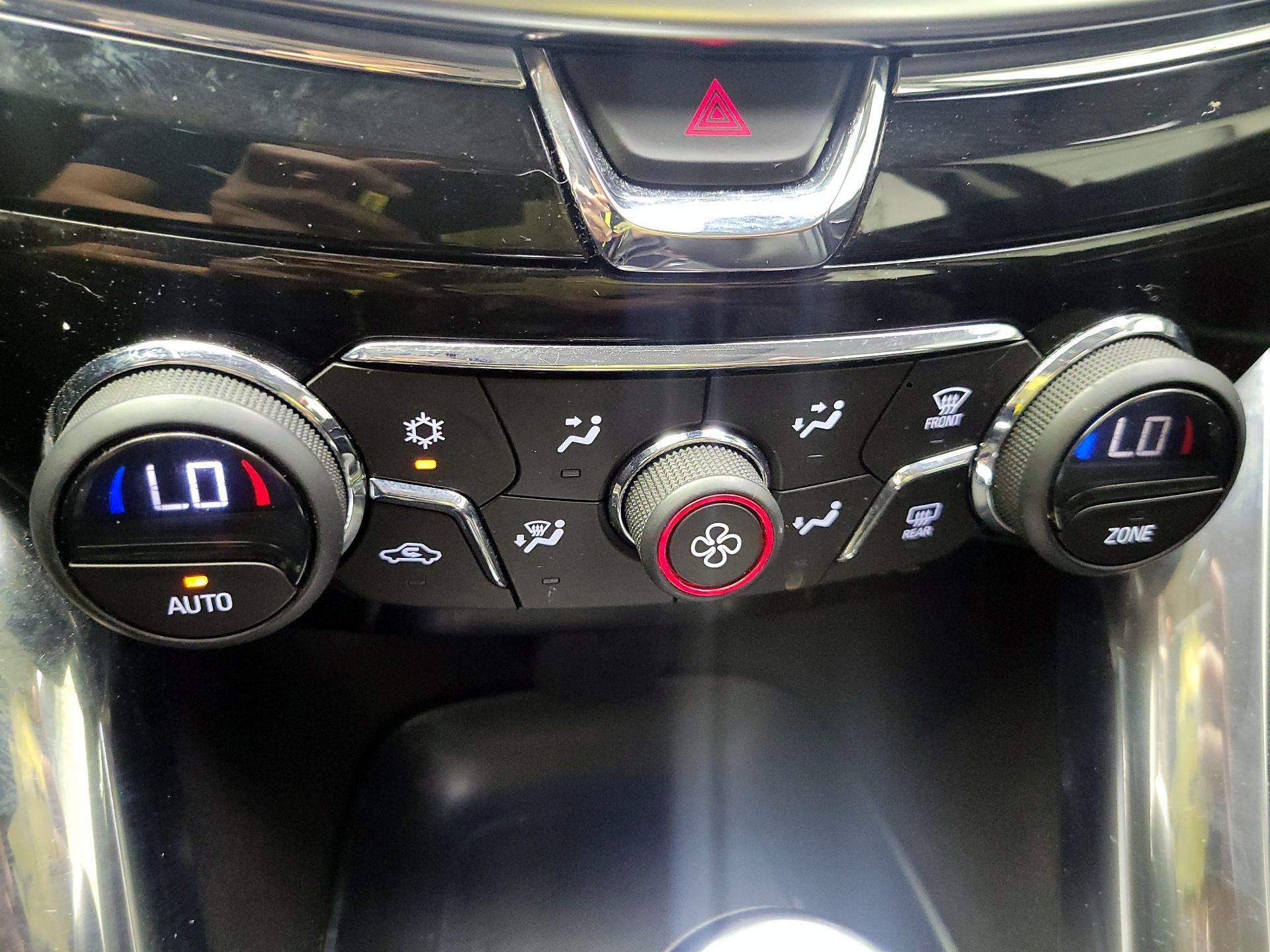 Thumbnail: 2017 Chevrolet  - 15