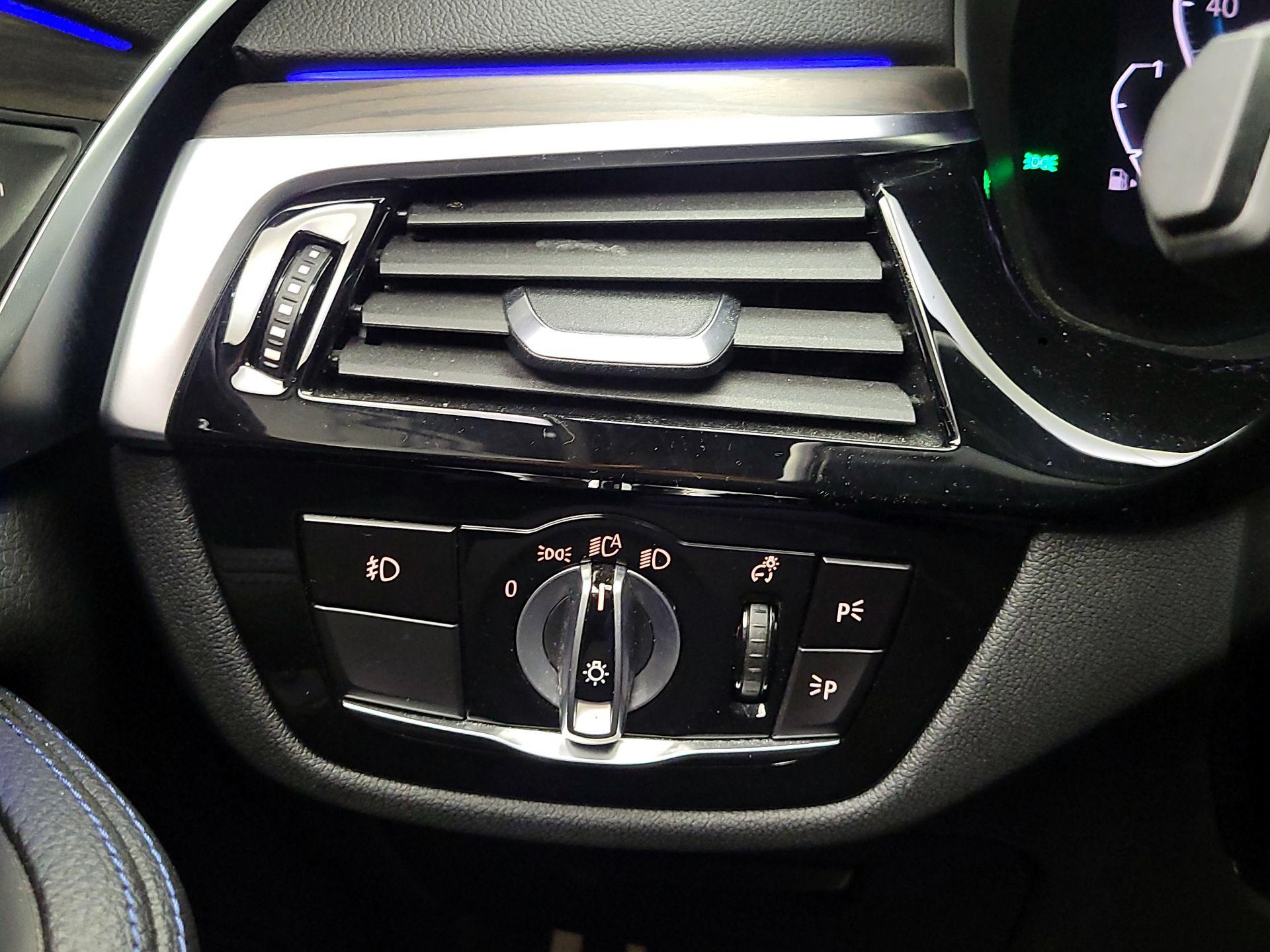 Thumbnail: 2020 BMW 5 Series - 11