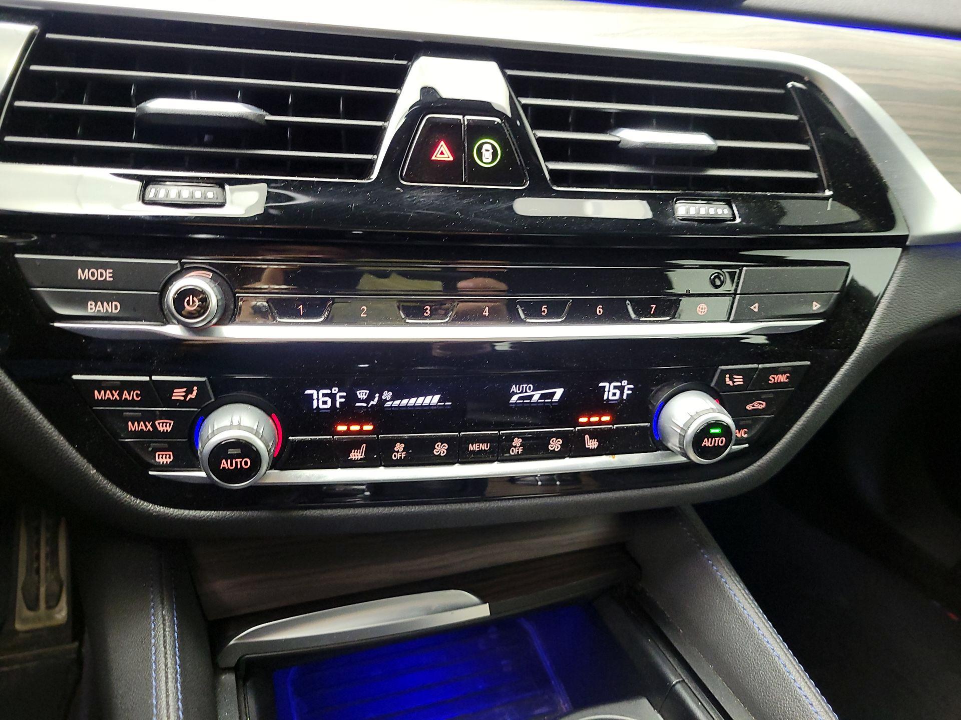 Thumbnail: 2020 BMW 5 Series - 15