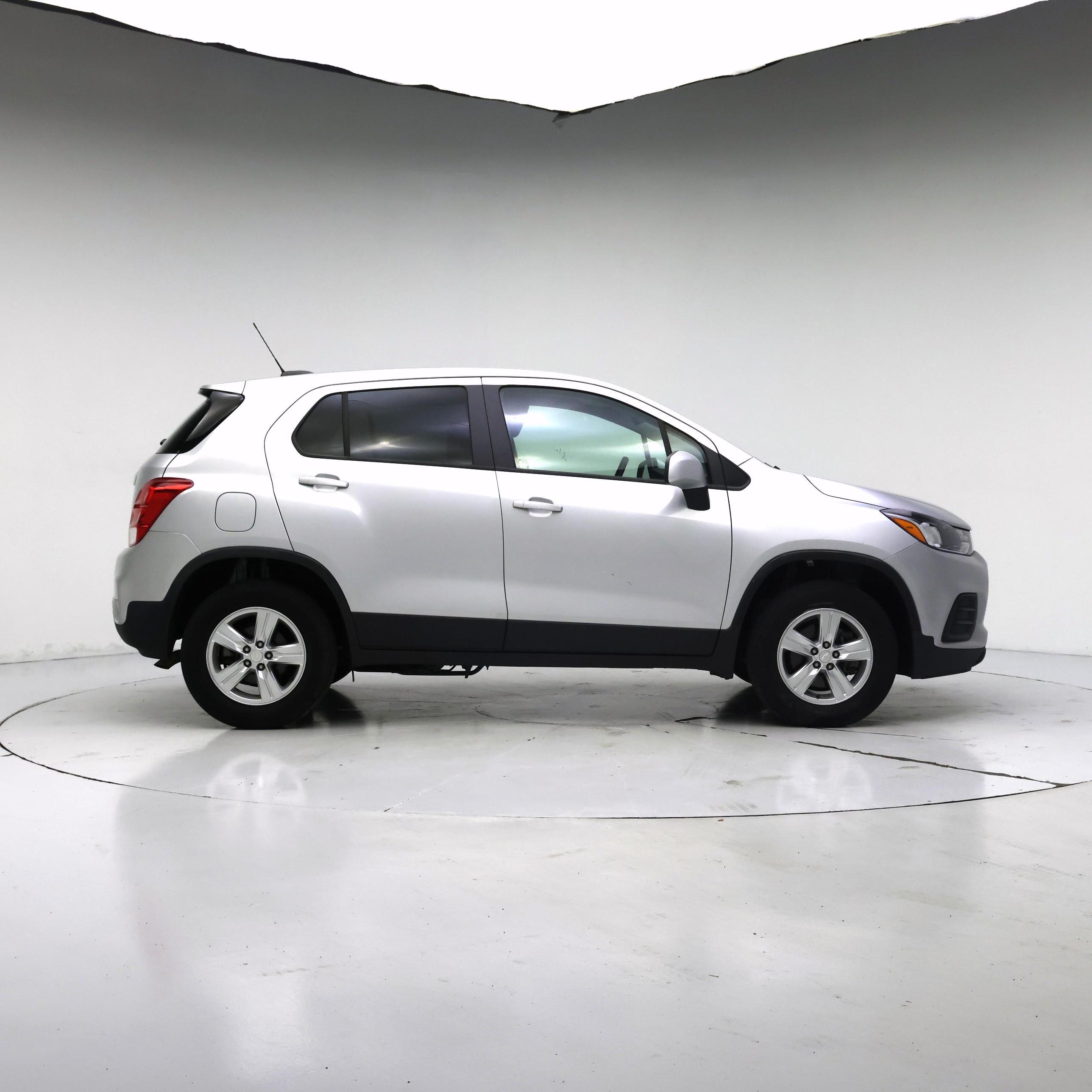 Thumbnail: 2018 Chevrolet Trax - 7