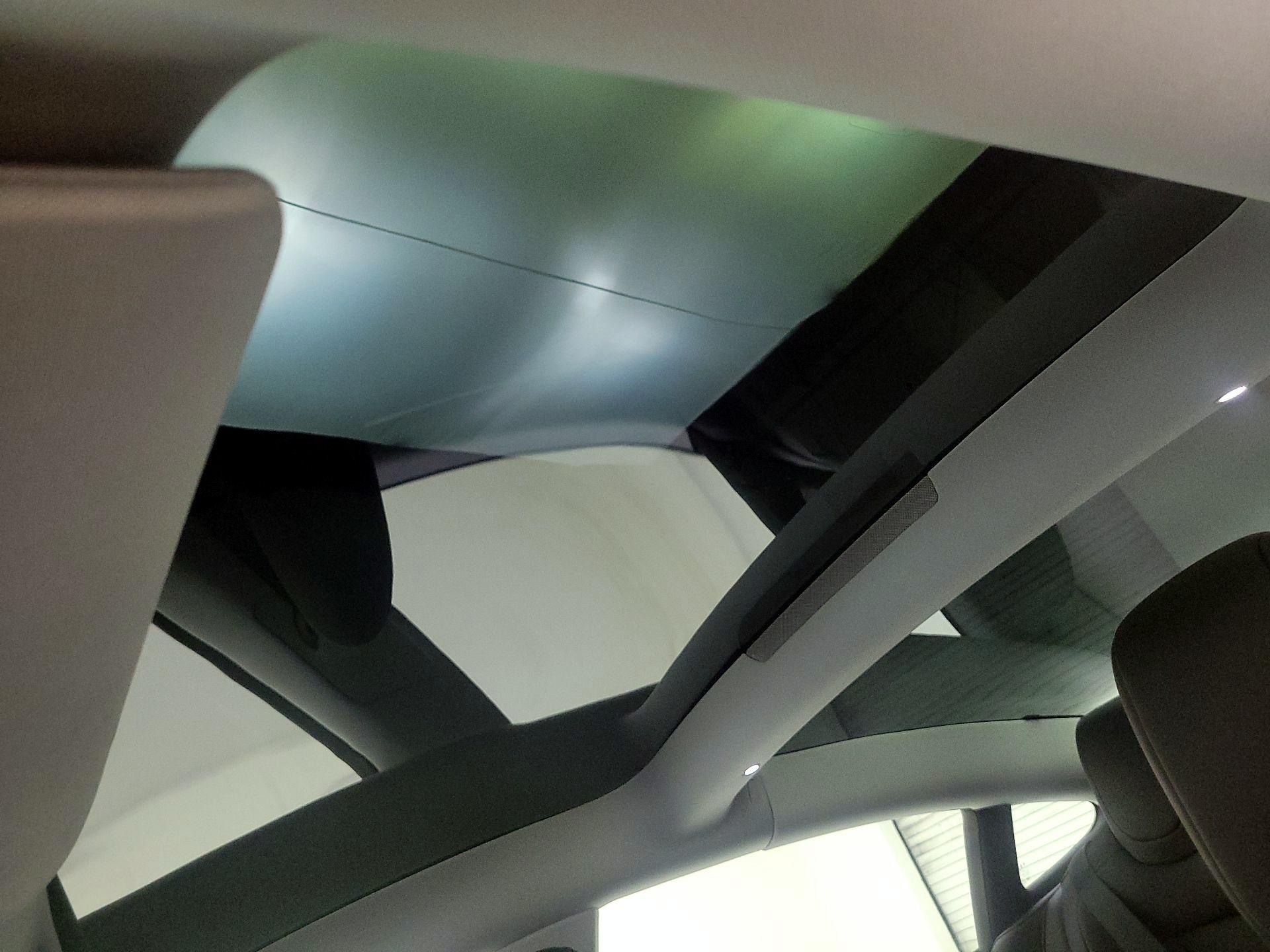 Thumbnail: 2025 Tesla Model 3 - 17