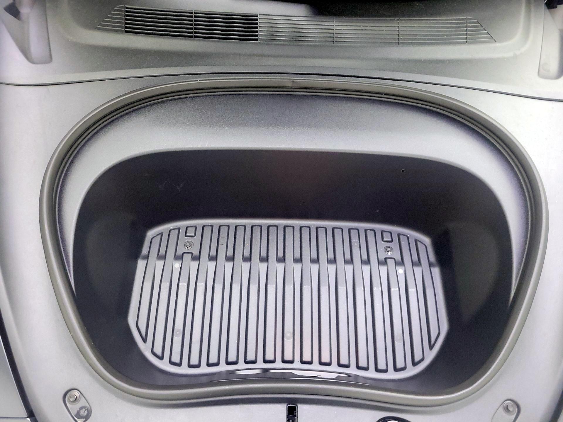 Thumbnail: 2025 Tesla Model 3 - 20