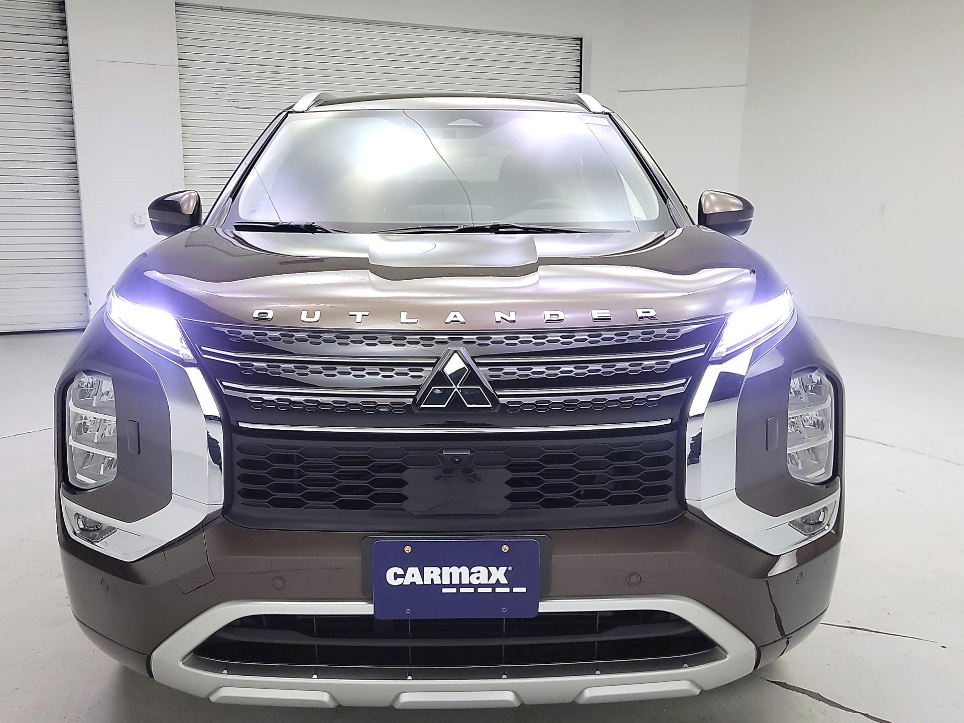 Thumbnail: 2024 Mitsubishi Outlander - 2