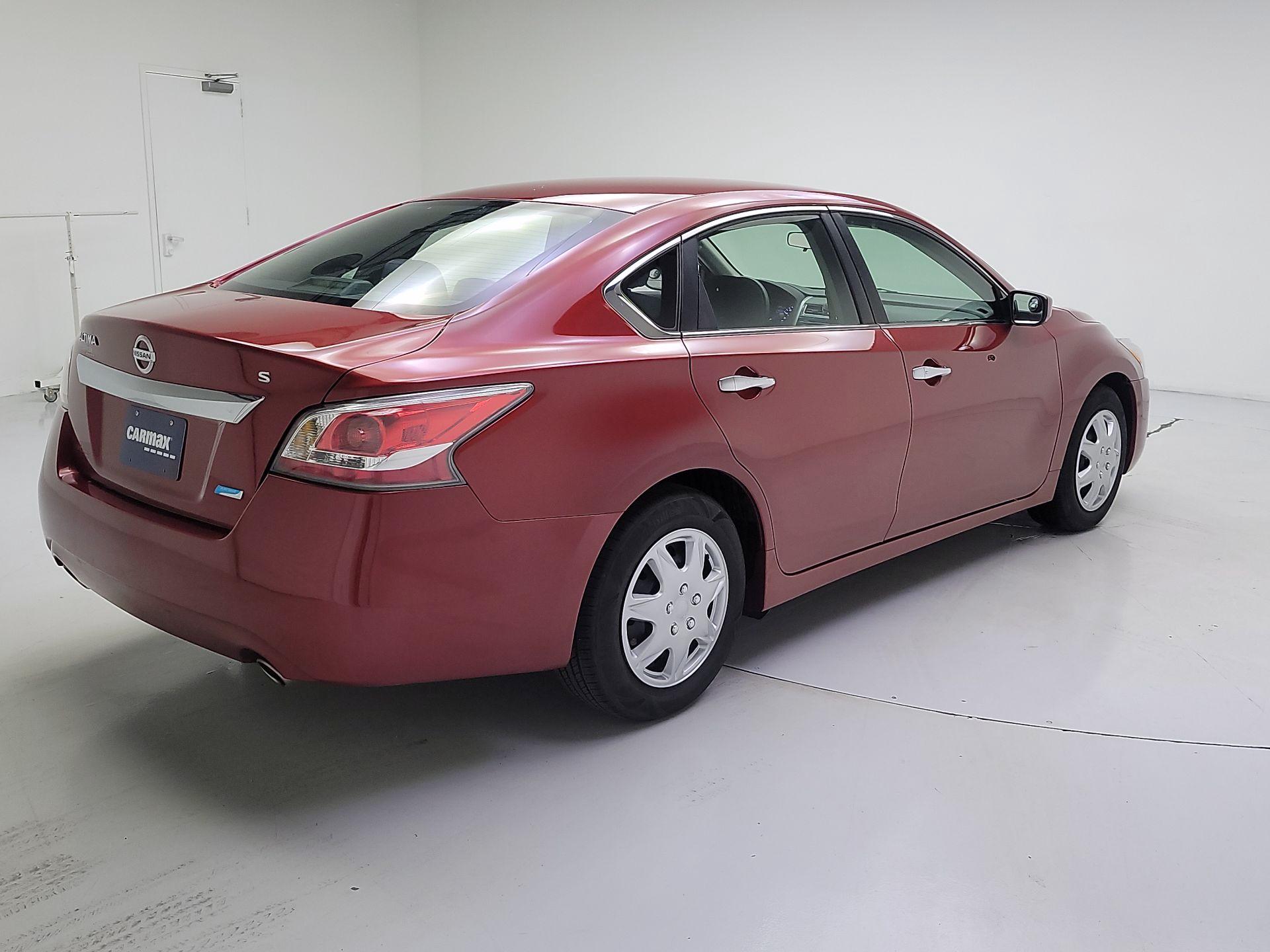 Thumbnail: 2014 Nissan Altima - 5