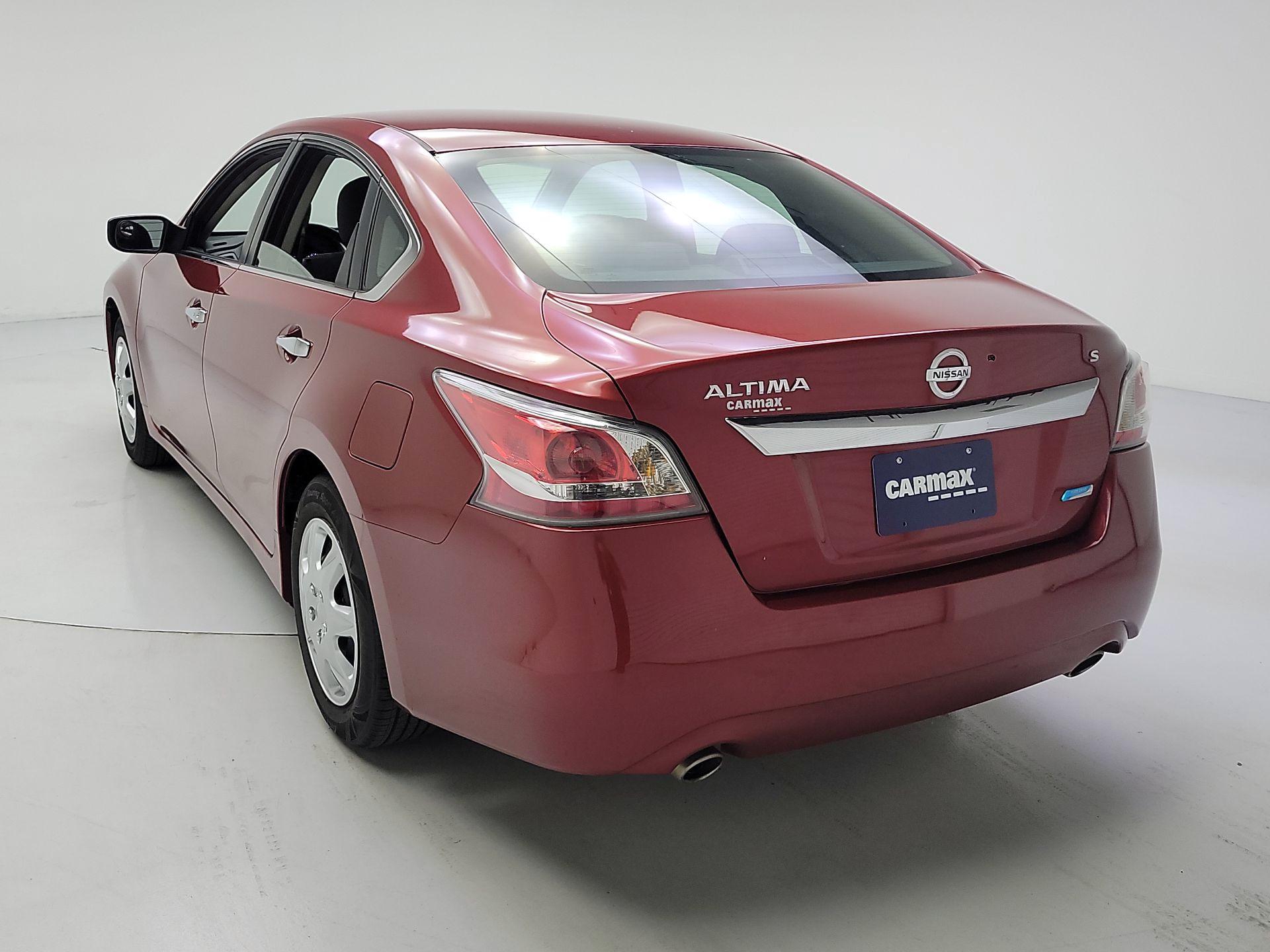 Thumbnail: 2014 Nissan Altima - 7