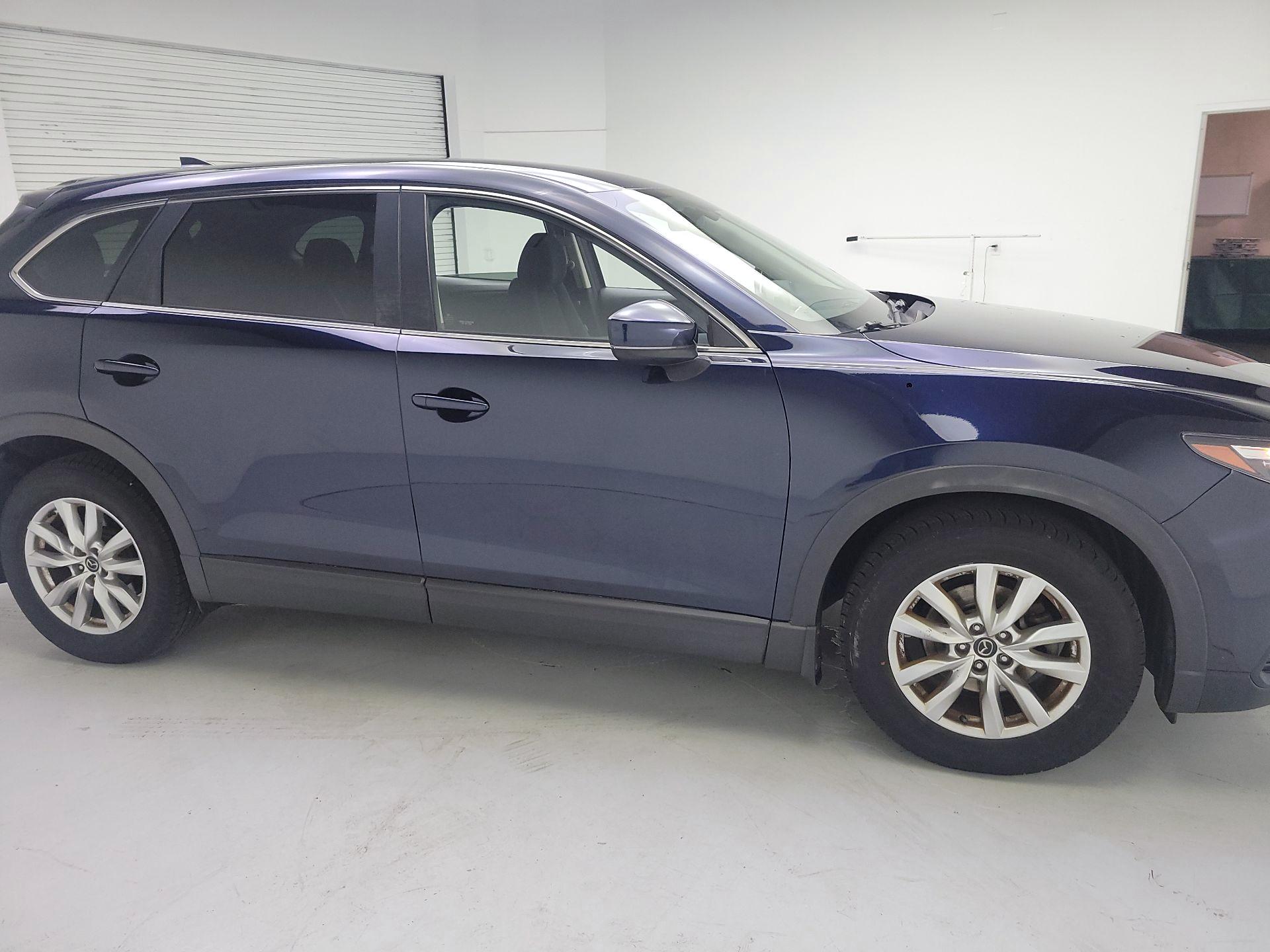 Thumbnail: 2017 Mazda CX-9 - 4