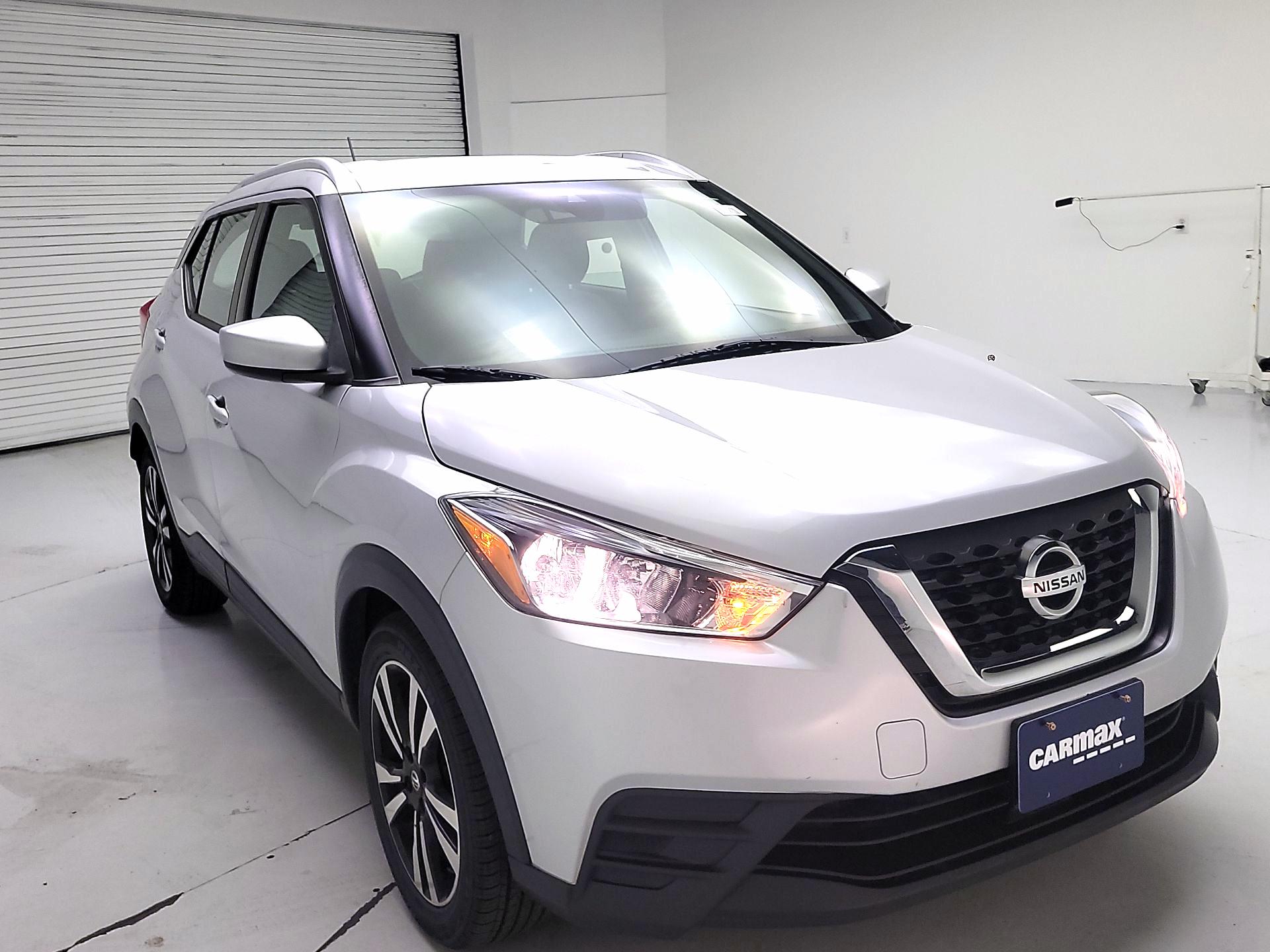 Thumbnail: 2020 Nissan Kicks - 1