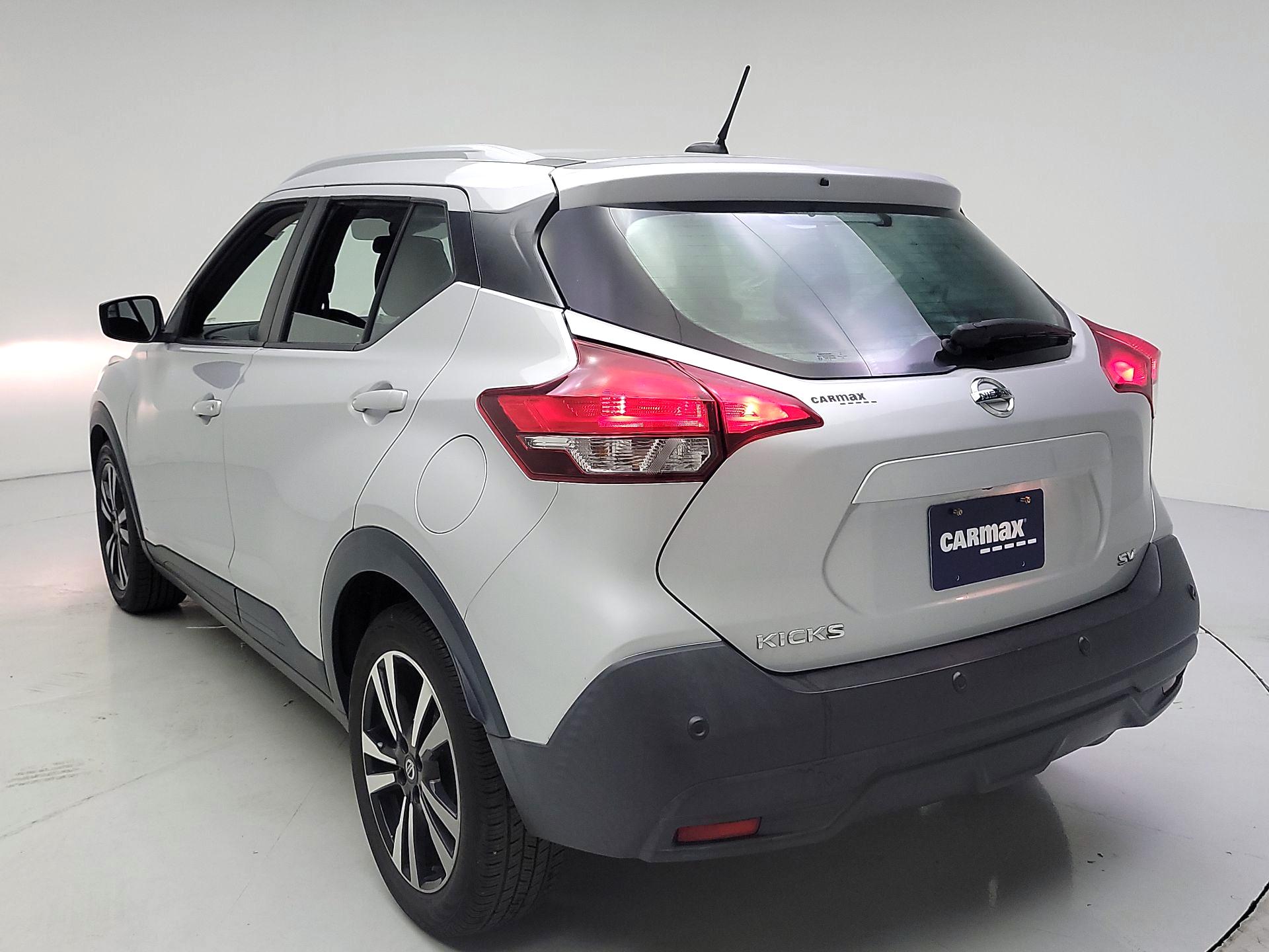 Thumbnail: 2020 Nissan Kicks - 7