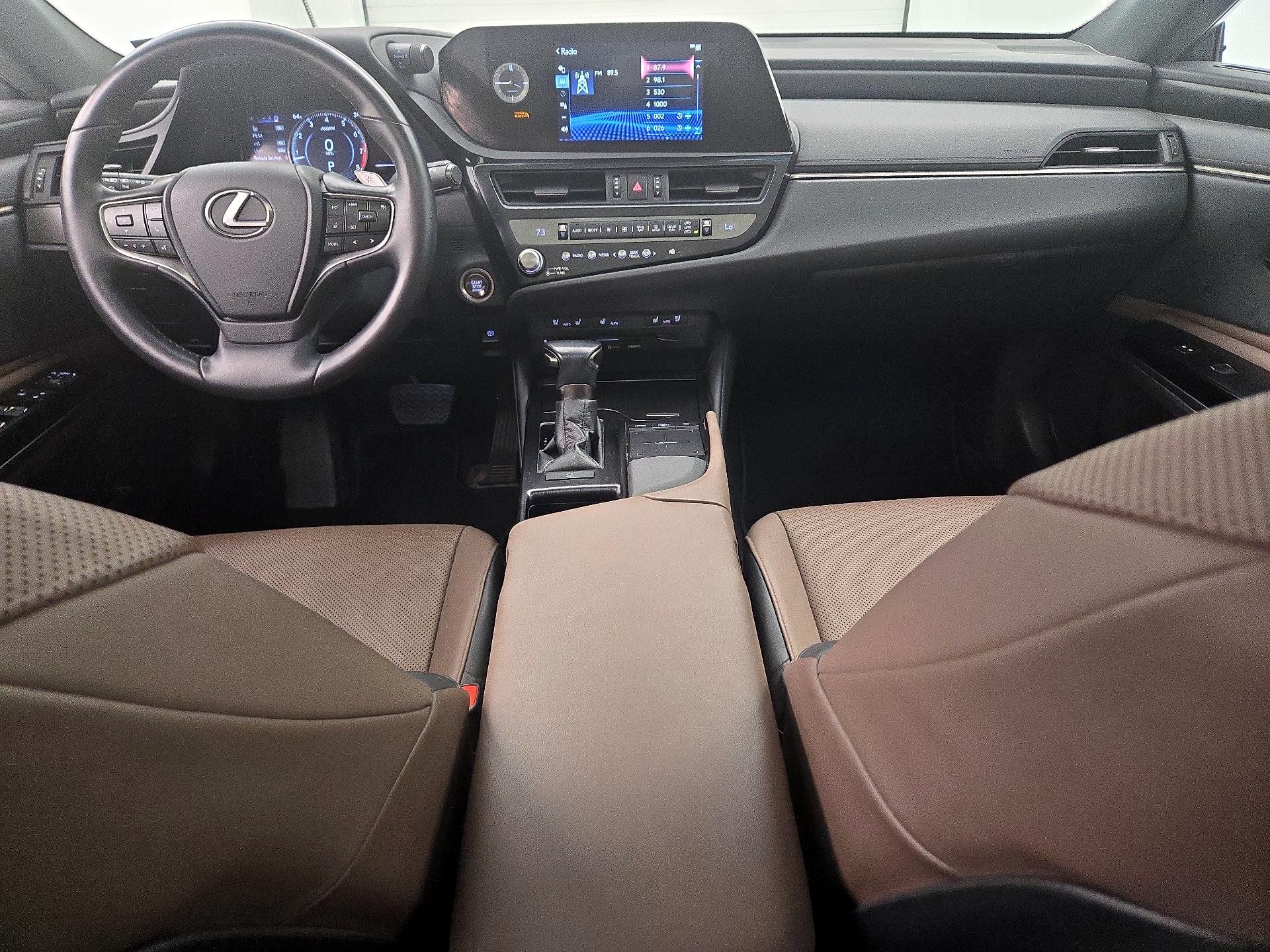 Thumbnail: 2022 Lexus ES - 9