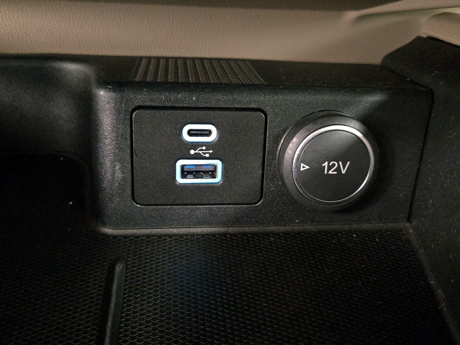 2021 Ford Escape SE - Photo 19