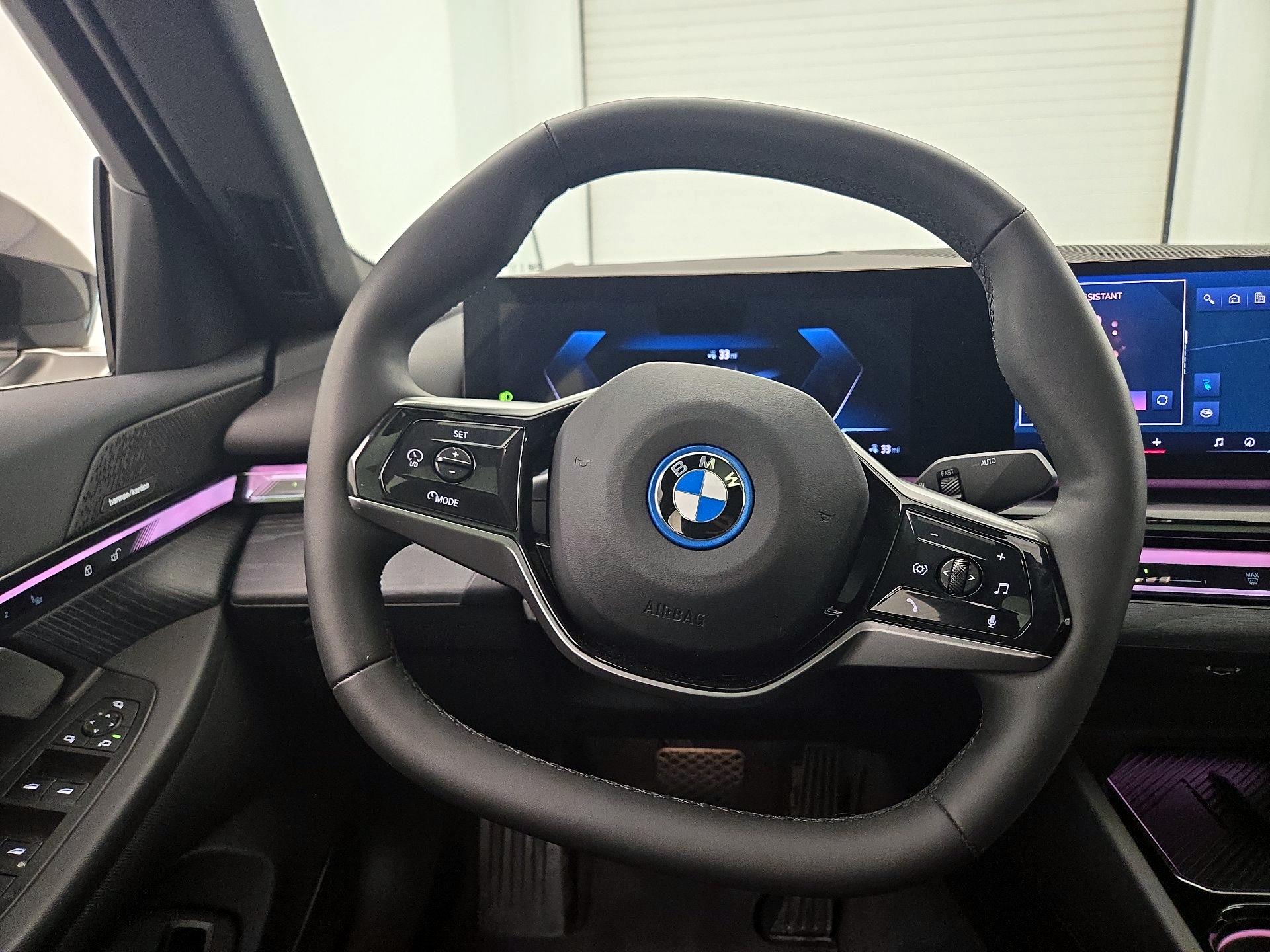 Thumbnail: 2024 BMW i5 - 10