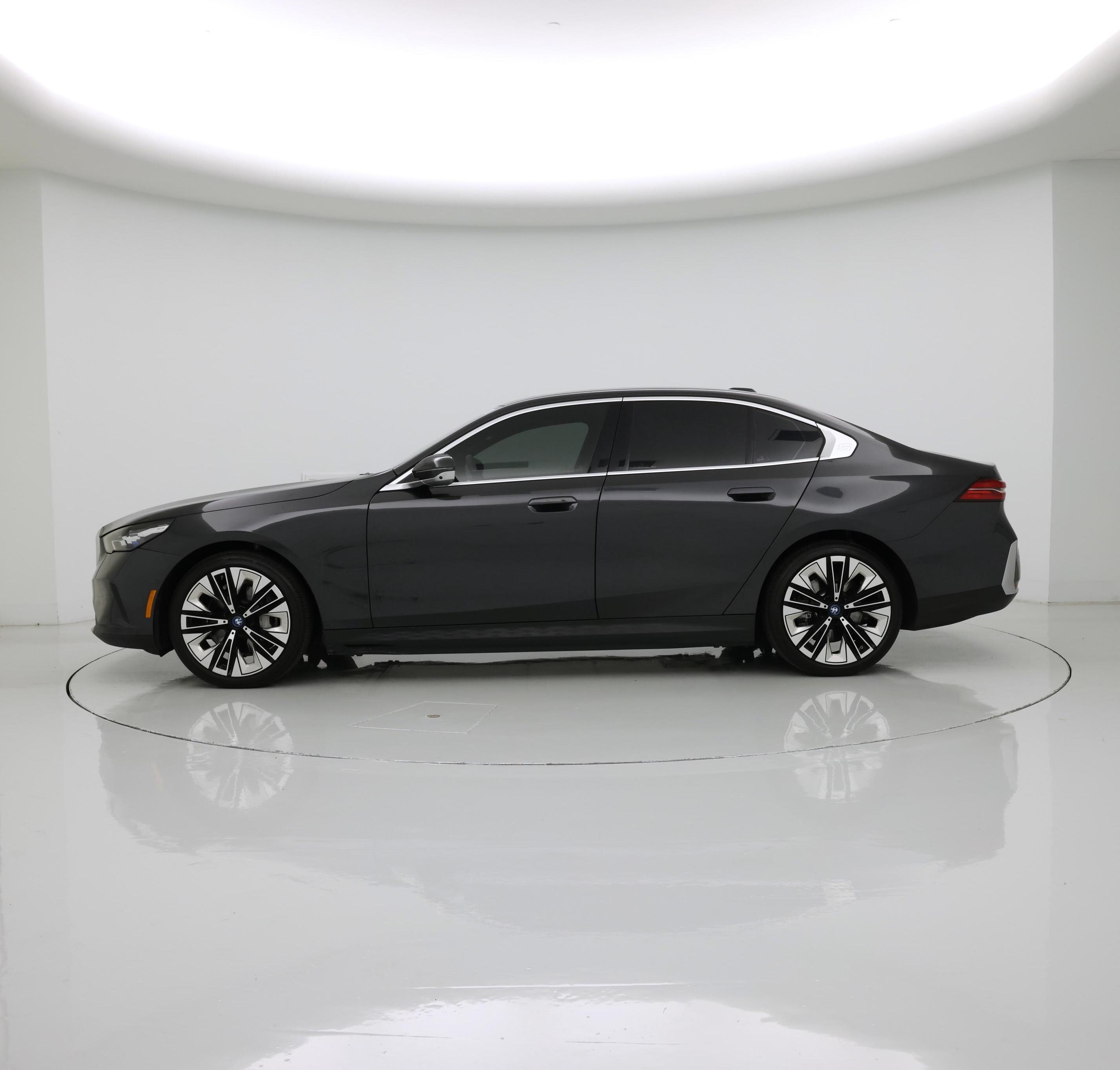 Thumbnail: 2024 BMW i5 - 3