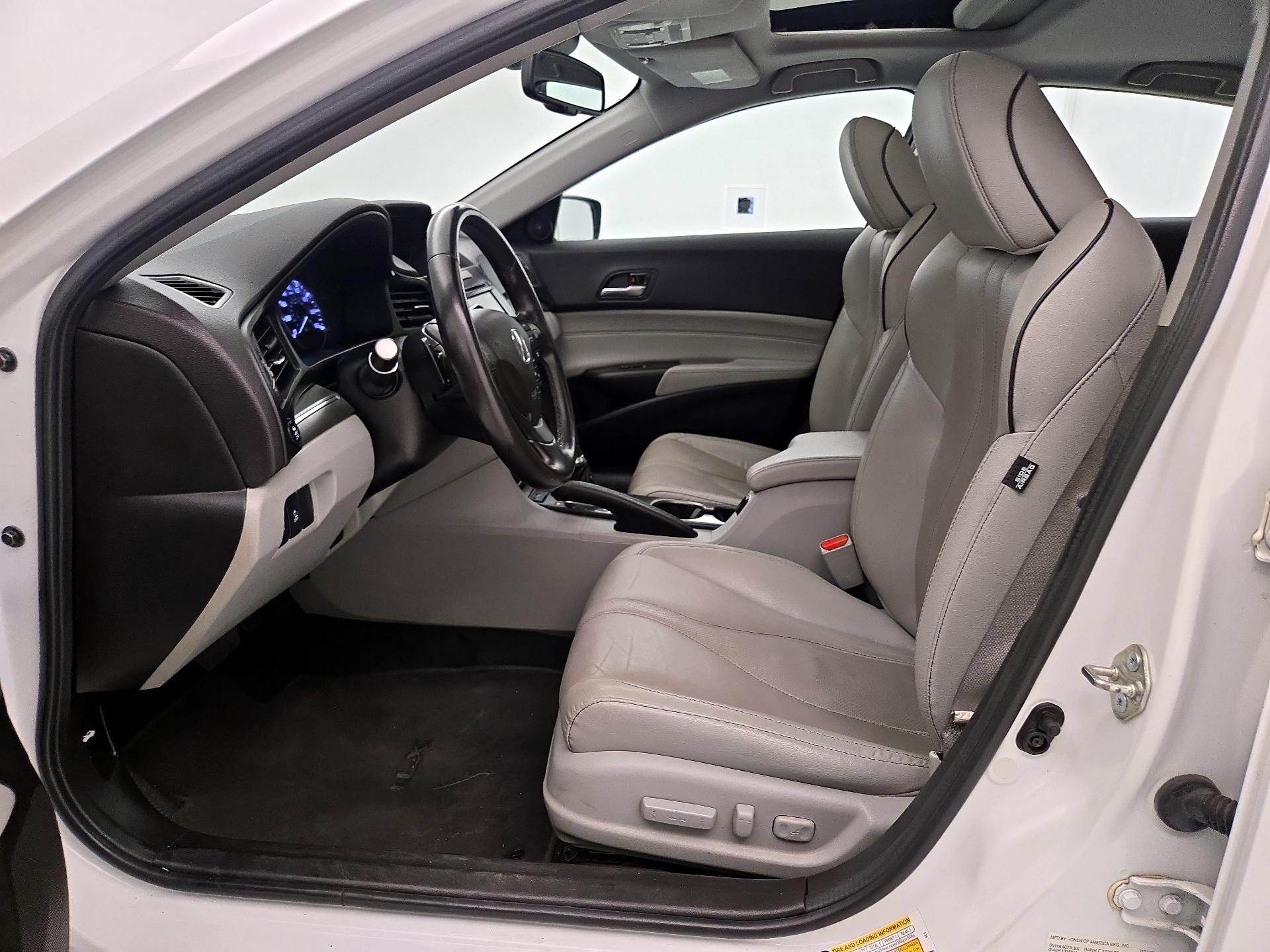 Thumbnail: 2020 Acura ILX - 11