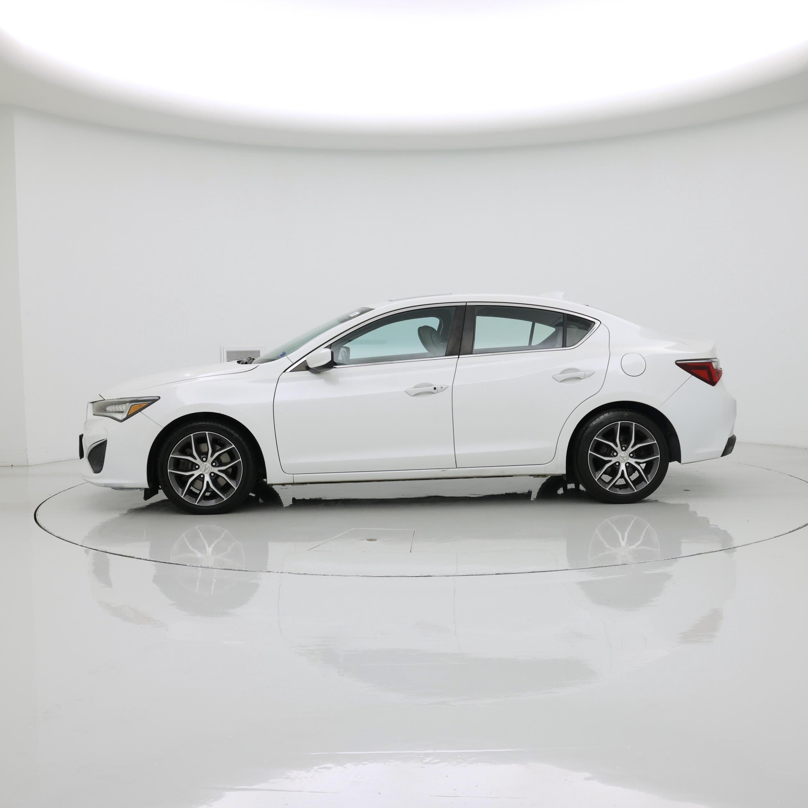 Thumbnail: 2020 Acura ILX - 3